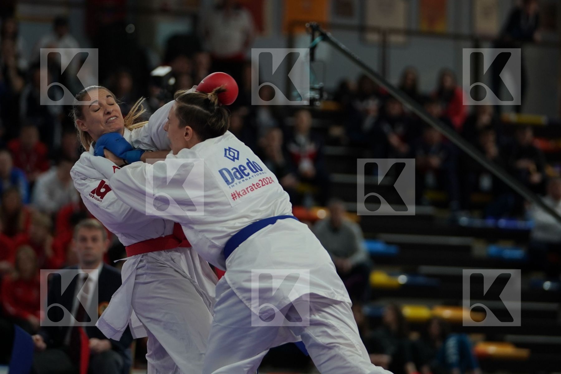 BUCHINGER ALISA (AUSTRIA) vs SEMERARO SILVIA (ITALY) in Senior Kumite -68 Kg - Bronze bout