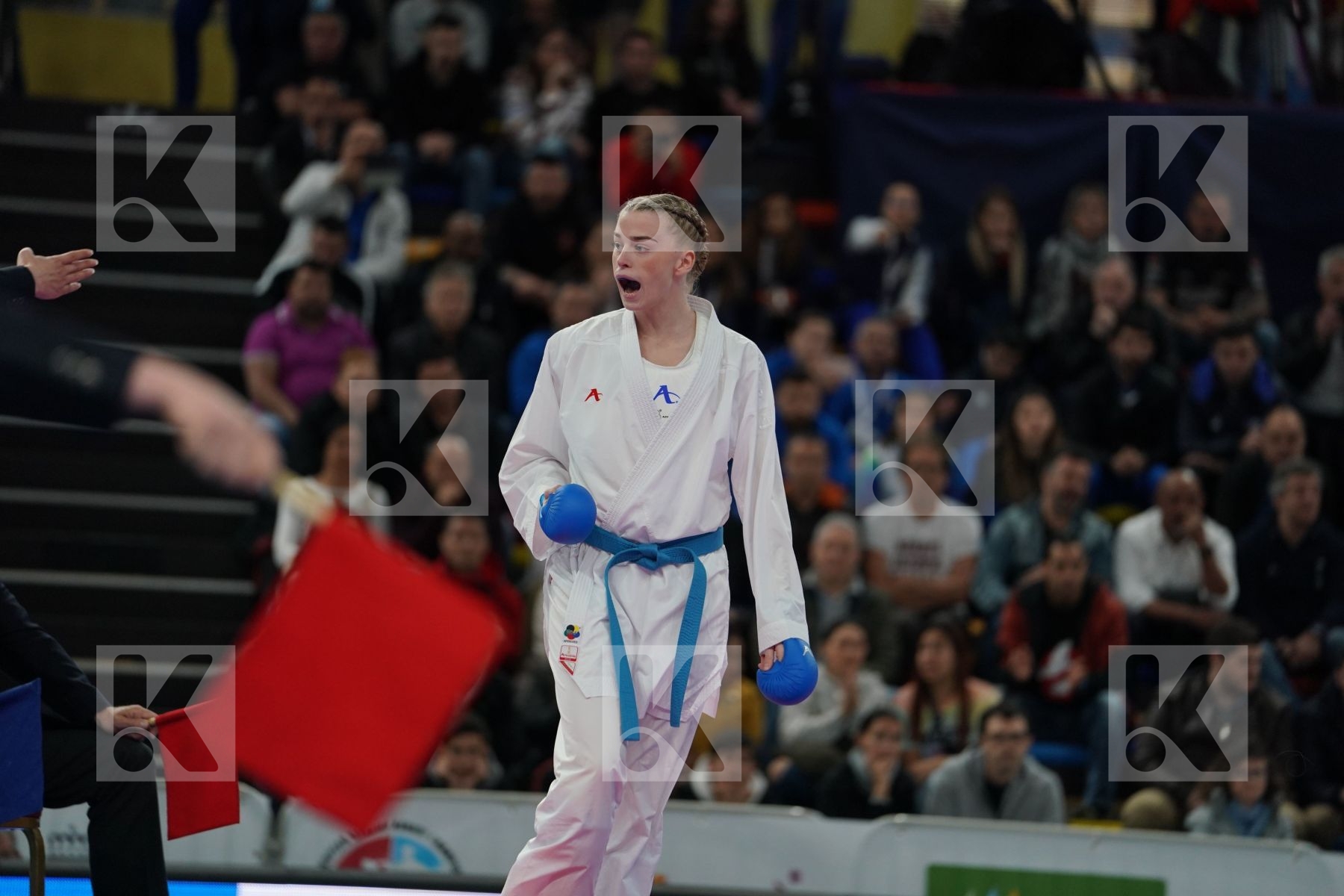 PEDERSEN KATRINE (DENMARK) vs WOLD SHERILYN (NEDERLANDS) in Senior Kumite -68 Kg - Bronze bout