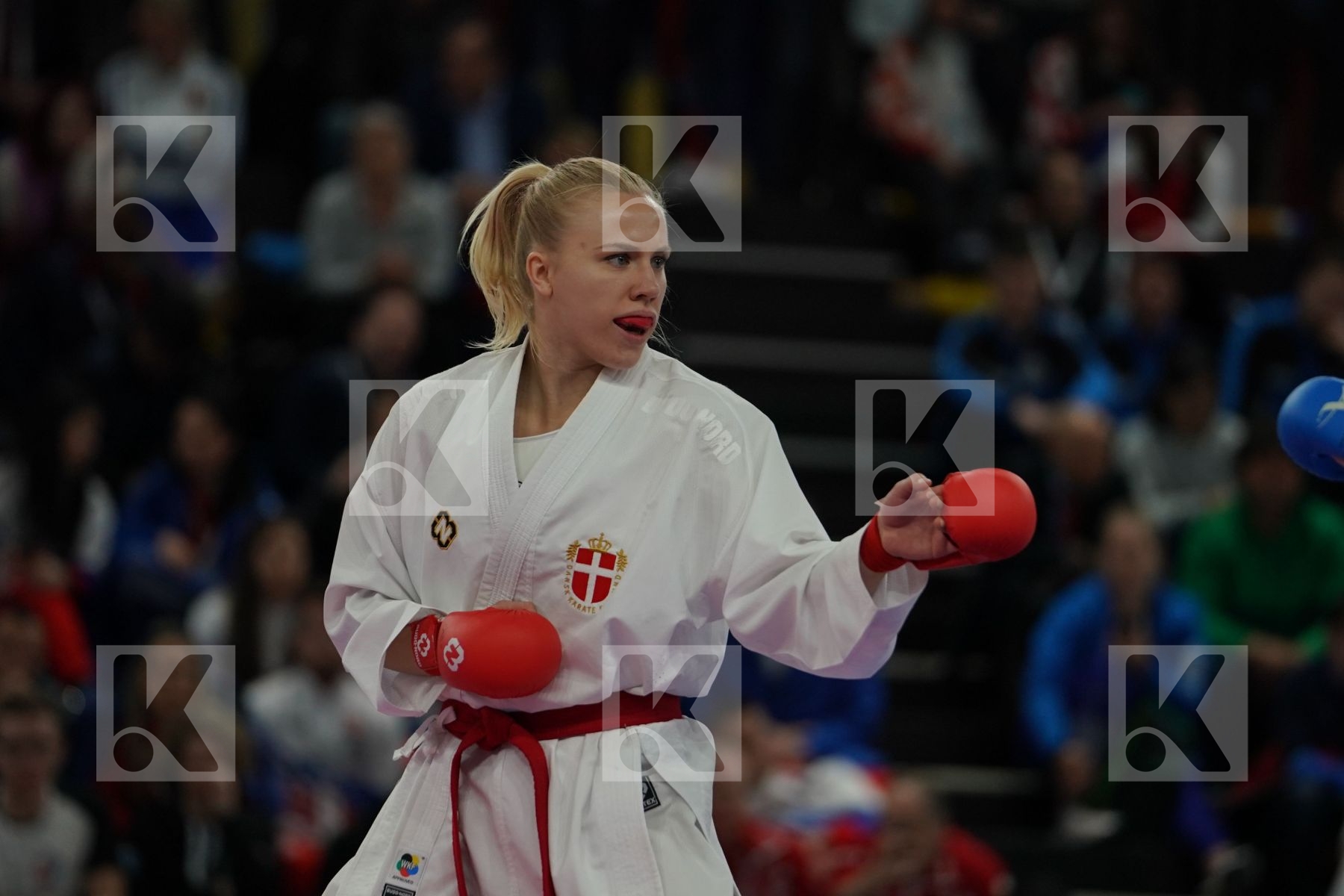 PEDERSEN KATRINE (DENMARK) vs WOLD SHERILYN (NEDERLANDS) in Senior Kumite -68 Kg - Bronze bout