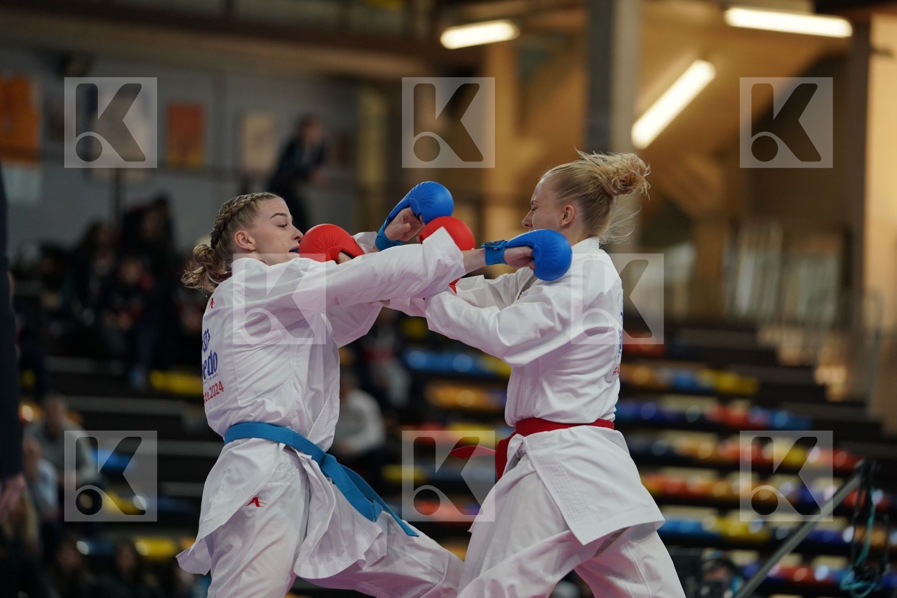 PEDERSEN KATRINE (DENMARK) vs WOLD SHERILYN (NEDERLANDS) in Senior Kumite -68 Kg - Bronze bout