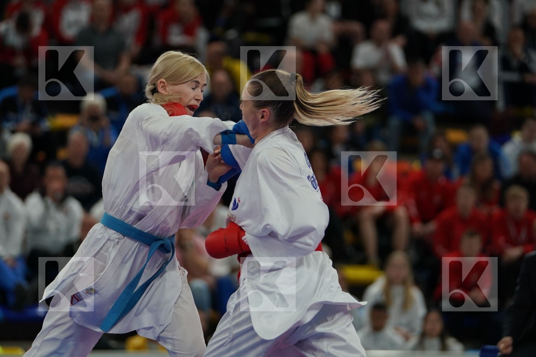 PHILIPPE GWENDOLINE (FRANCE) vs SEROGINA ANITA (UKRAINE) in Senior Kumite -61 Kg - Bronze bout