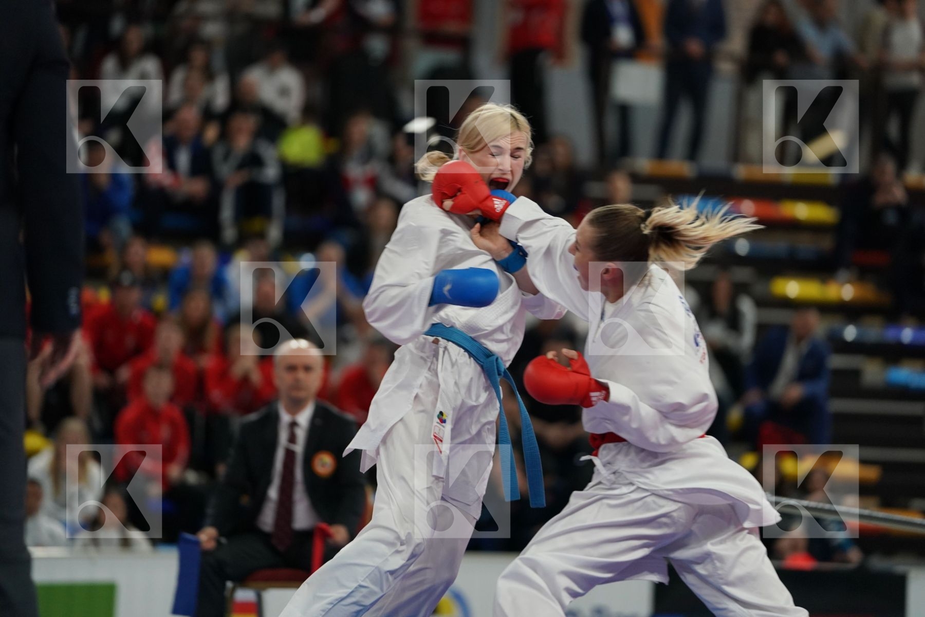 PHILIPPE GWENDOLINE (FRANCE) vs SEROGINA ANITA (UKRAINE) in Senior Kumite -61 Kg - Bronze bout