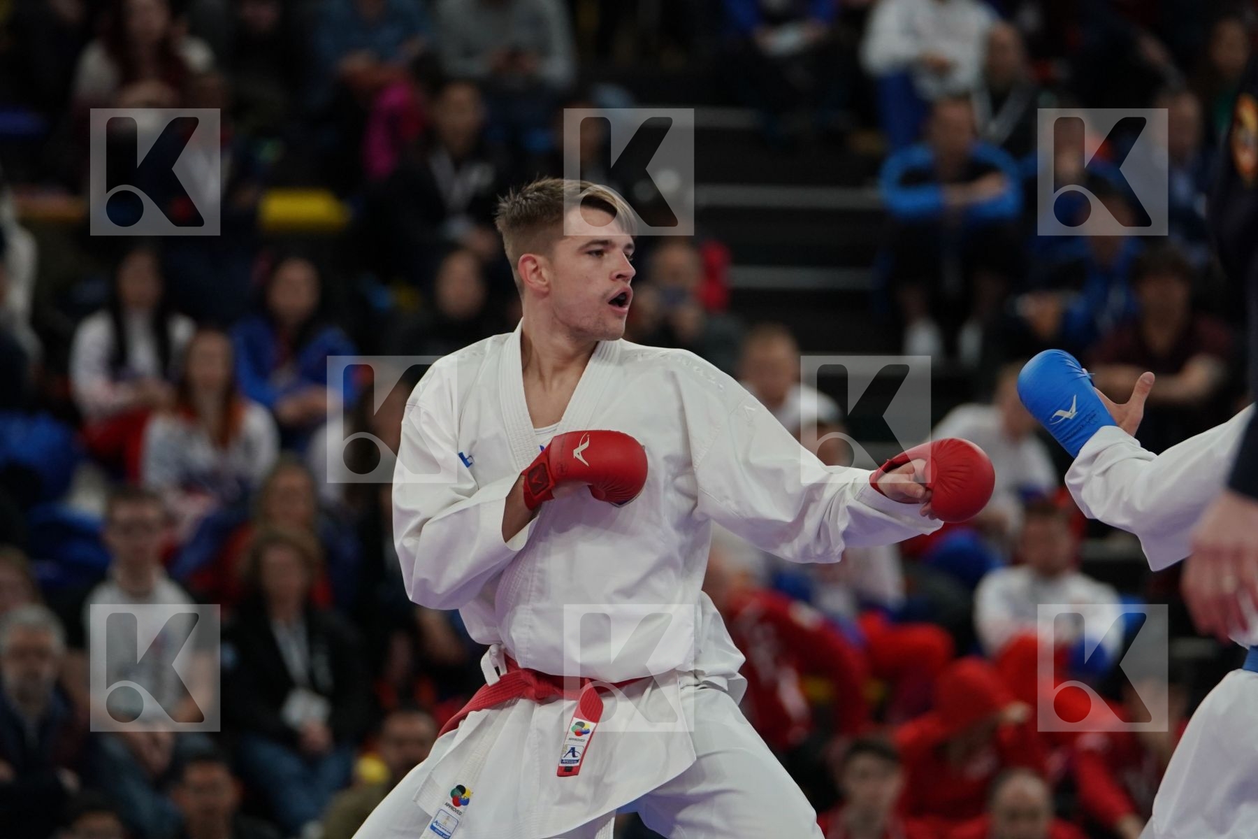 KELLAWAY JOE (ENGLAND) vs ELTEMUR ERMAN (TURKEY) in Senior Kumite -75 Kg - Bronze bout