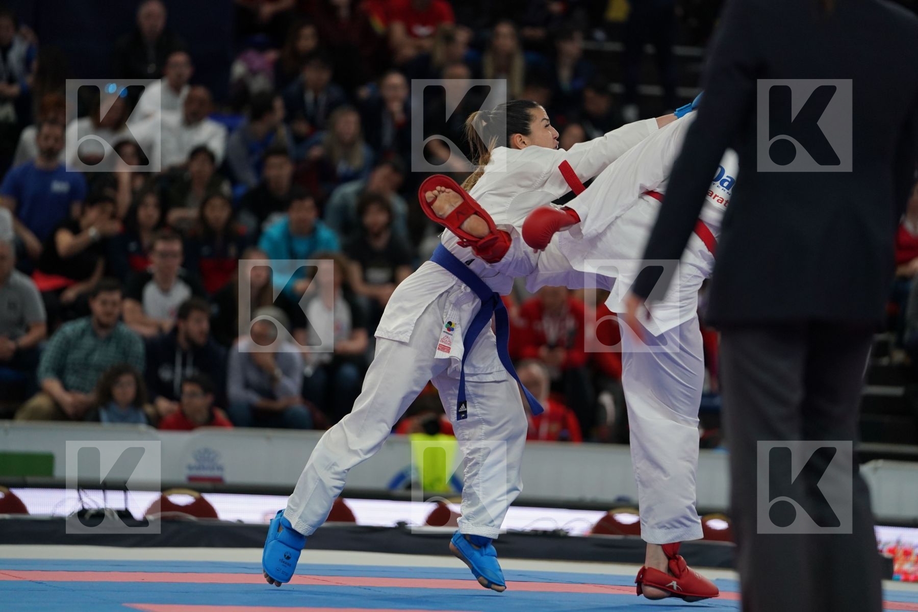 CROATIA vs ITALY in Senior Team Female Kumite - Bronze bout