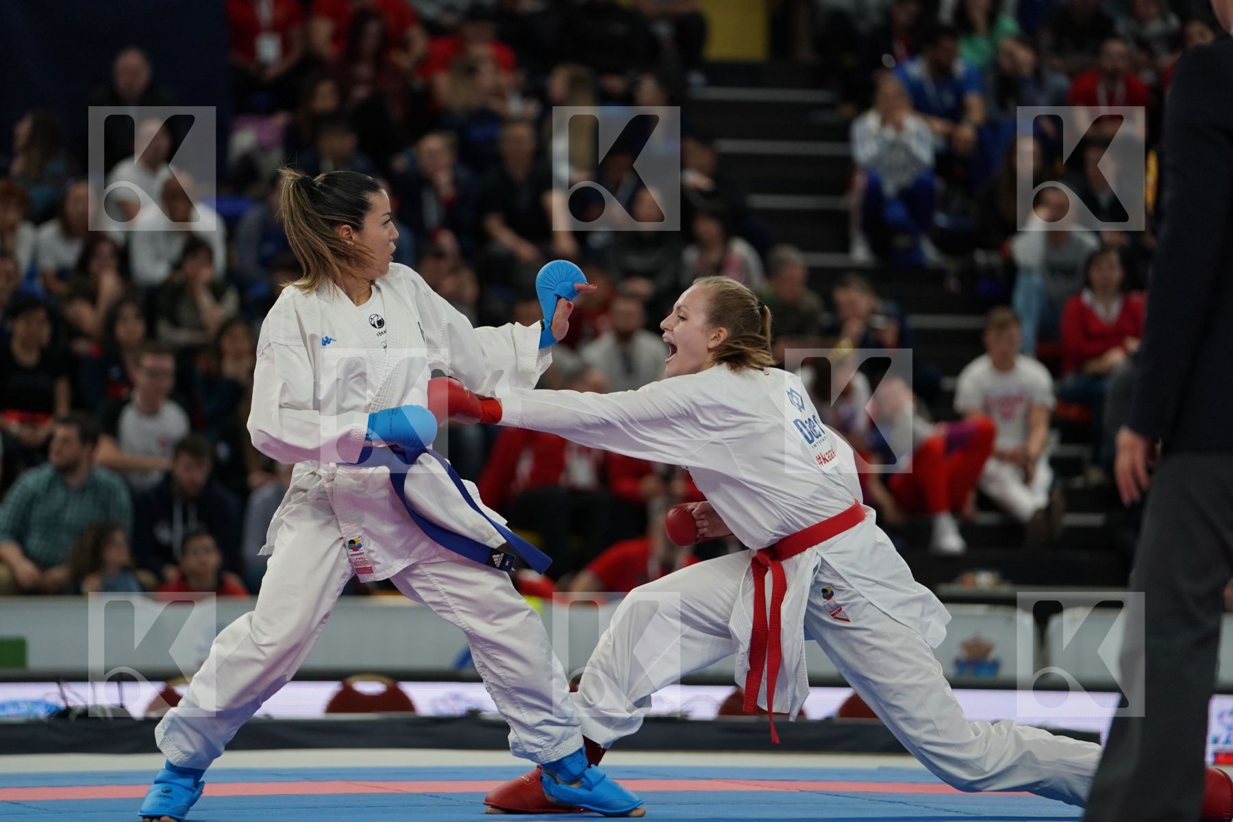 CROATIA vs ITALY in Senior Team Female Kumite - Bronze bout