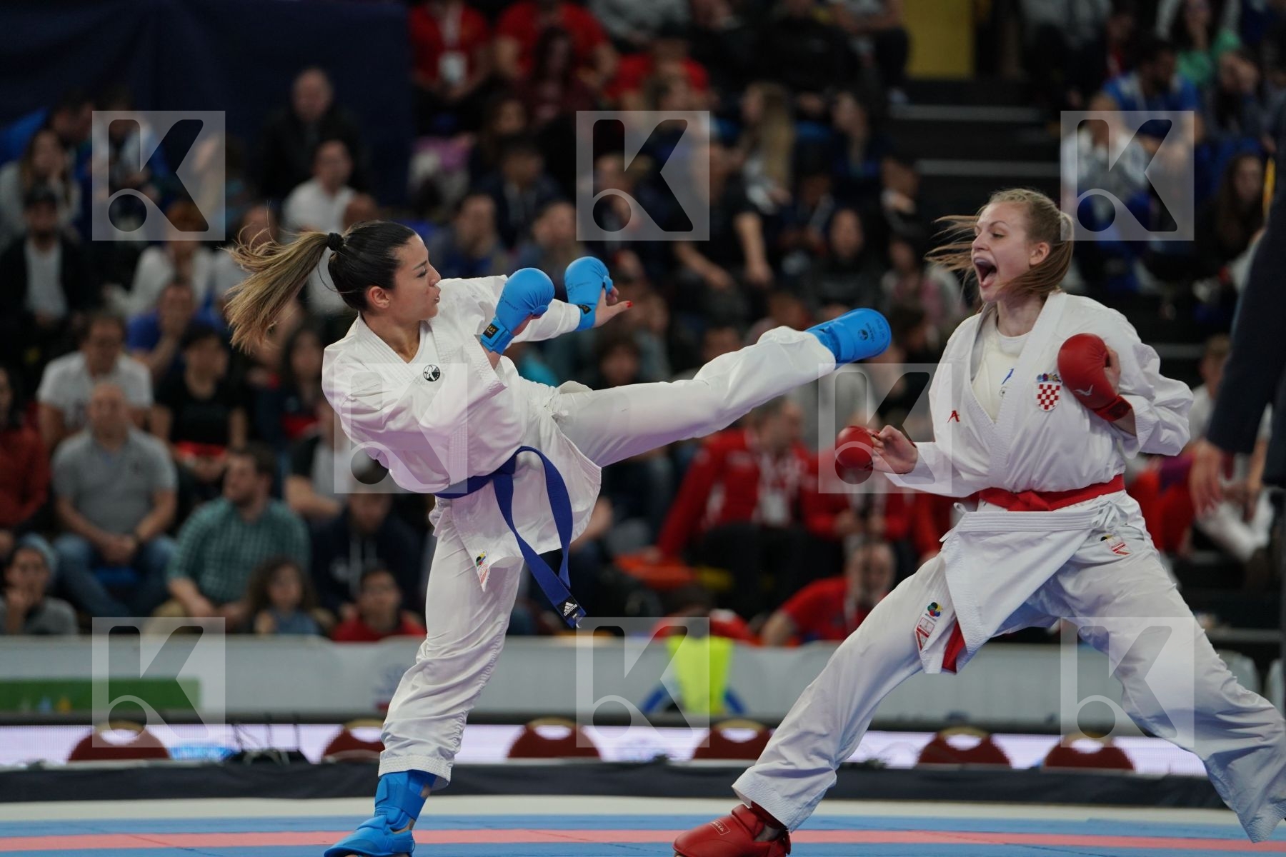 CROATIA vs ITALY in Senior Team Female Kumite - Bronze bout