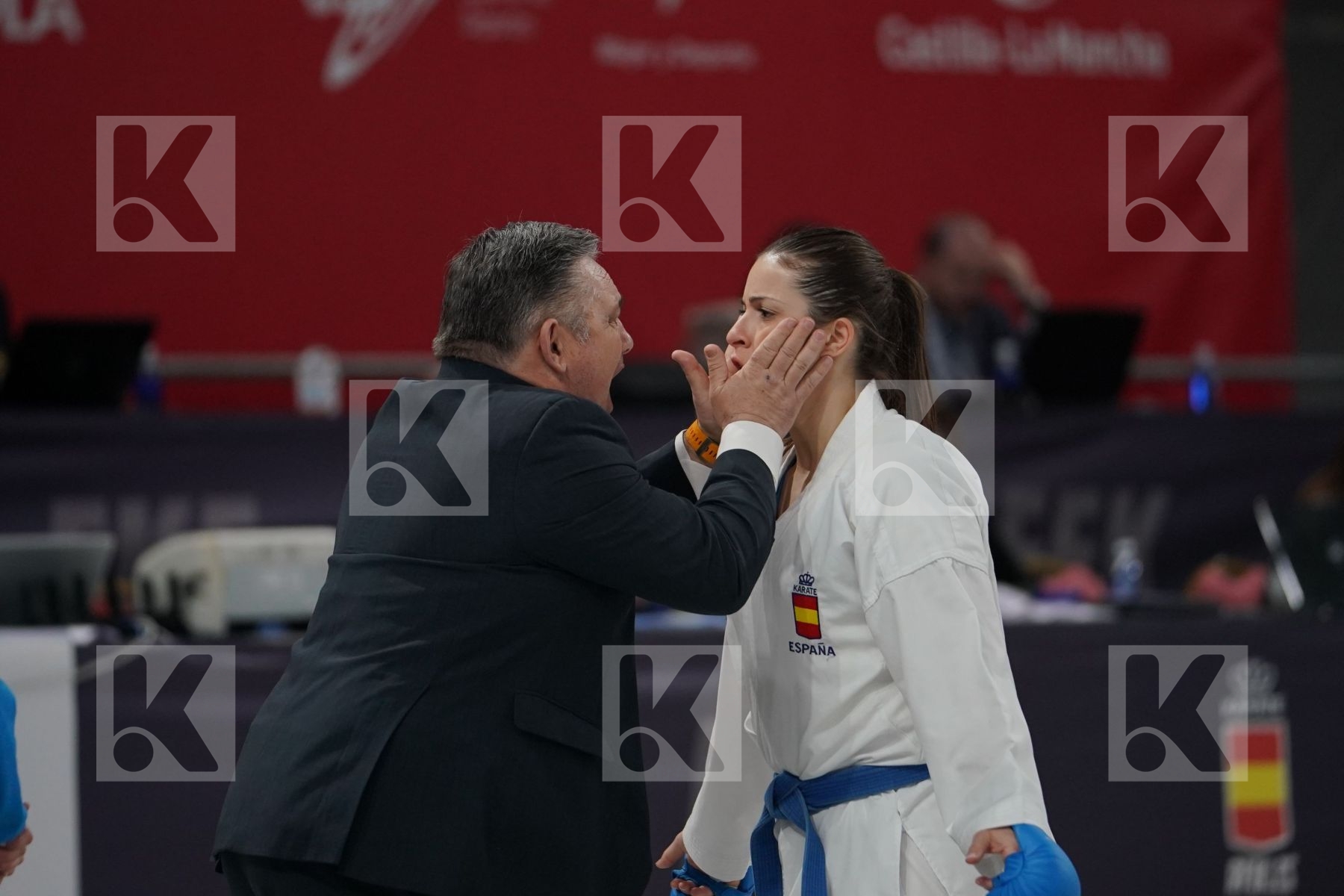 CHATZILIADOU ELENI (GREECE) vs PALACIO GONZALEZ LAURA (SPAIN) in Senior Kumite 68+ Kg - Final bout