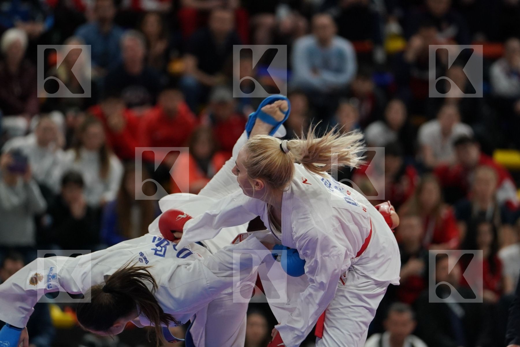CHATZILIADOU ELENI (GREECE) vs PALACIO GONZALEZ LAURA (SPAIN) in Senior Kumite 68+ Kg - Final bout