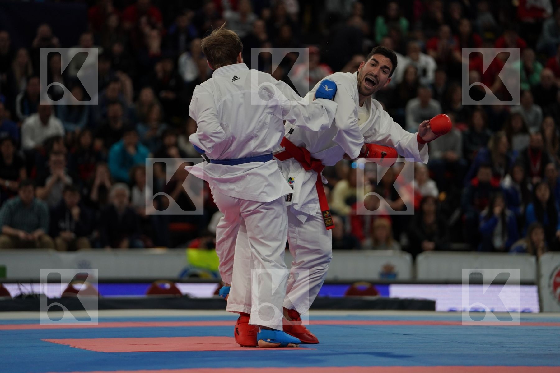 CRESCENZO ANGELO (ITALY) vs PLAKHUTIN EVGENY (RUSSIA) in Senior Kumite -60 Kg - Final bout