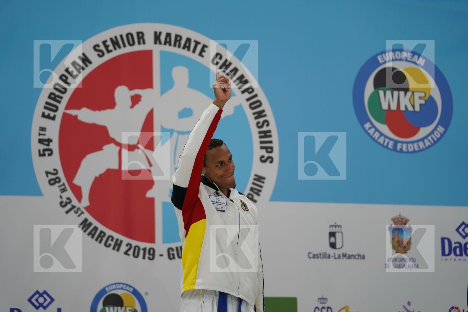 HORNE JONATHAN (GERMANY) in Senior Kumite 84+ Kg - Podium ceremony