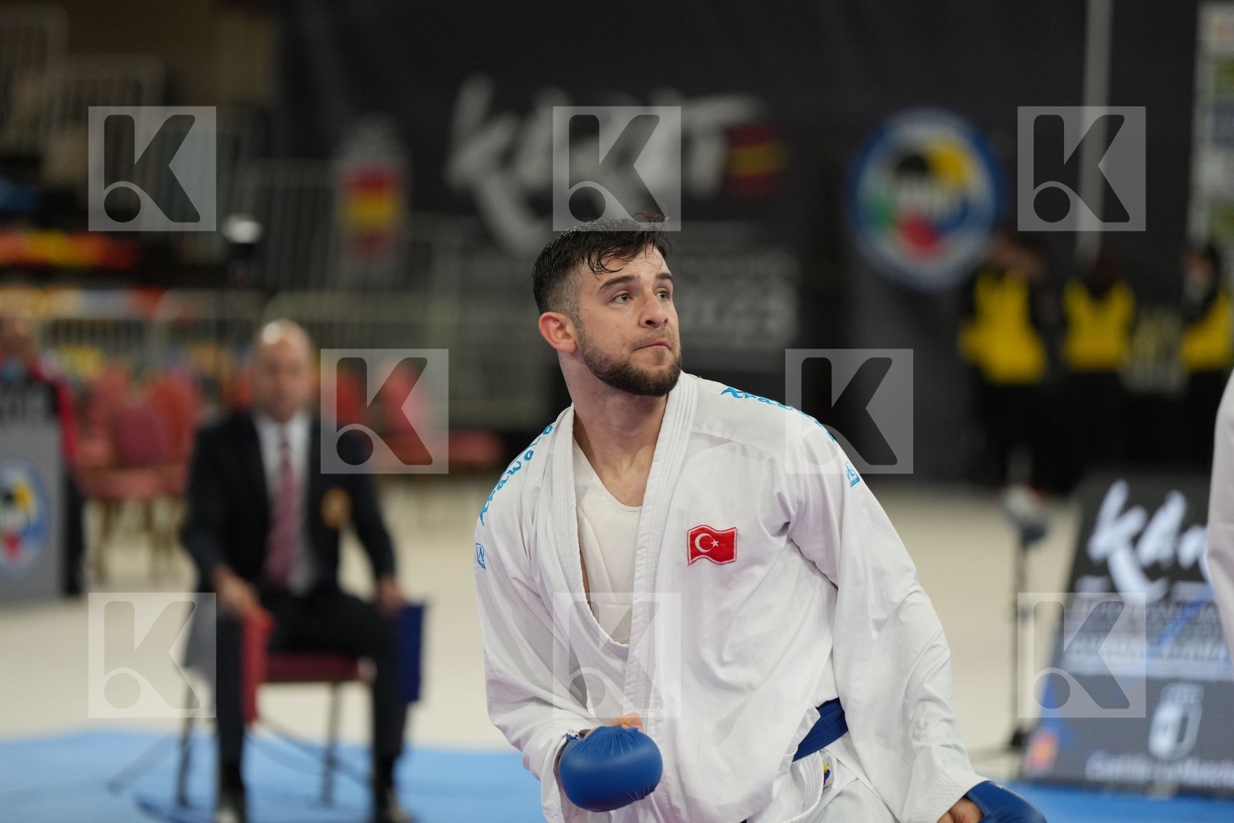 KVESIC ANDJELO (CROATIA) vs SEN FATIH (TURKEY) in Male Kumite 84+ Kg - bronze bout