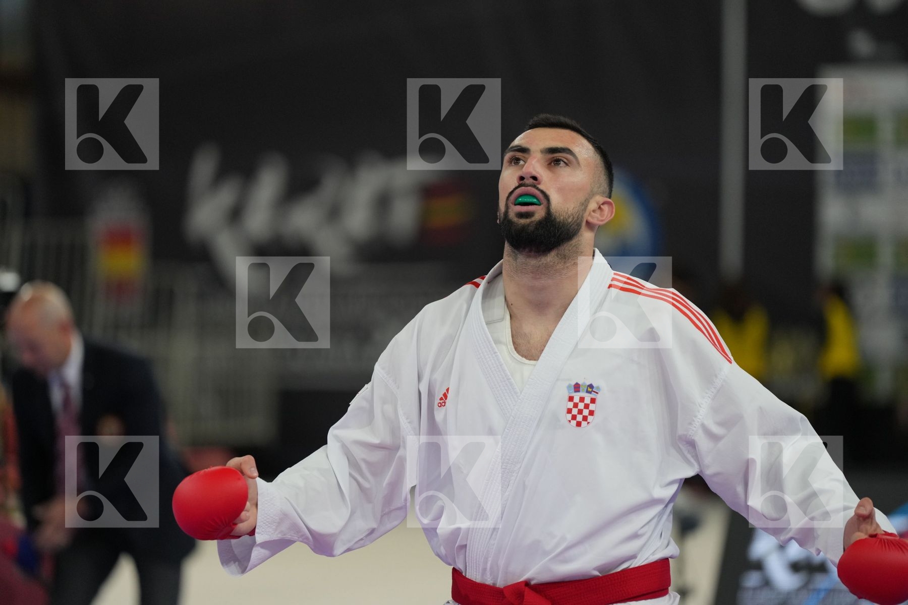 KVESIC ANDJELO (CROATIA) vs SEN FATIH (TURKEY) in Male Kumite 84+ Kg - bronze bout