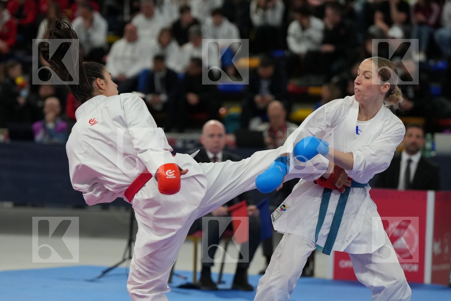 CHRYSOPOULOU KONSTANTINA (GREECE) vs SIVERT LAURA (FRANCE) in Female Kumite -61 Kg - bronze bout
