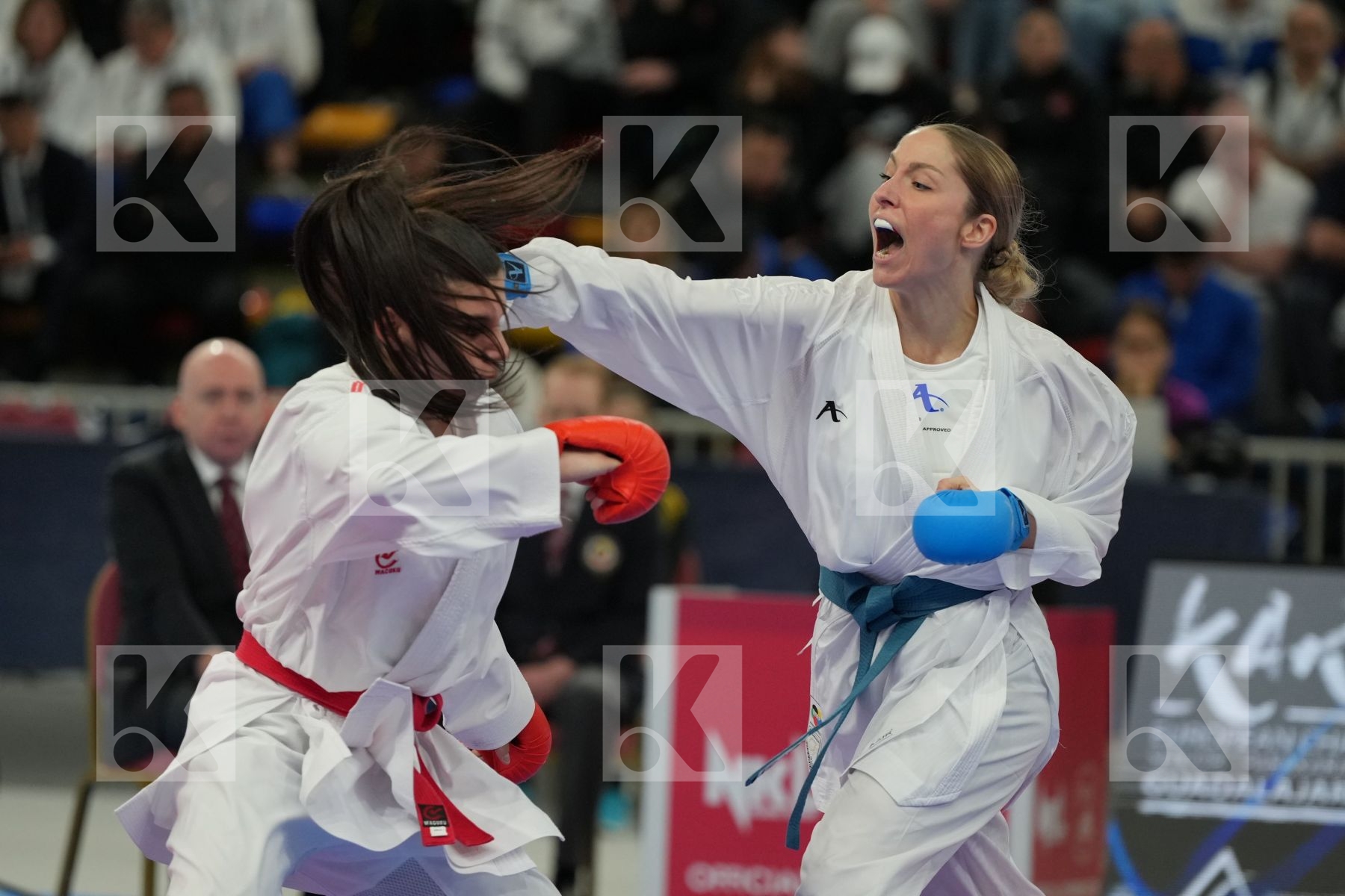 CHRYSOPOULOU KONSTANTINA (GREECE) vs SIVERT LAURA (FRANCE) in Female Kumite -61 Kg - bronze bout