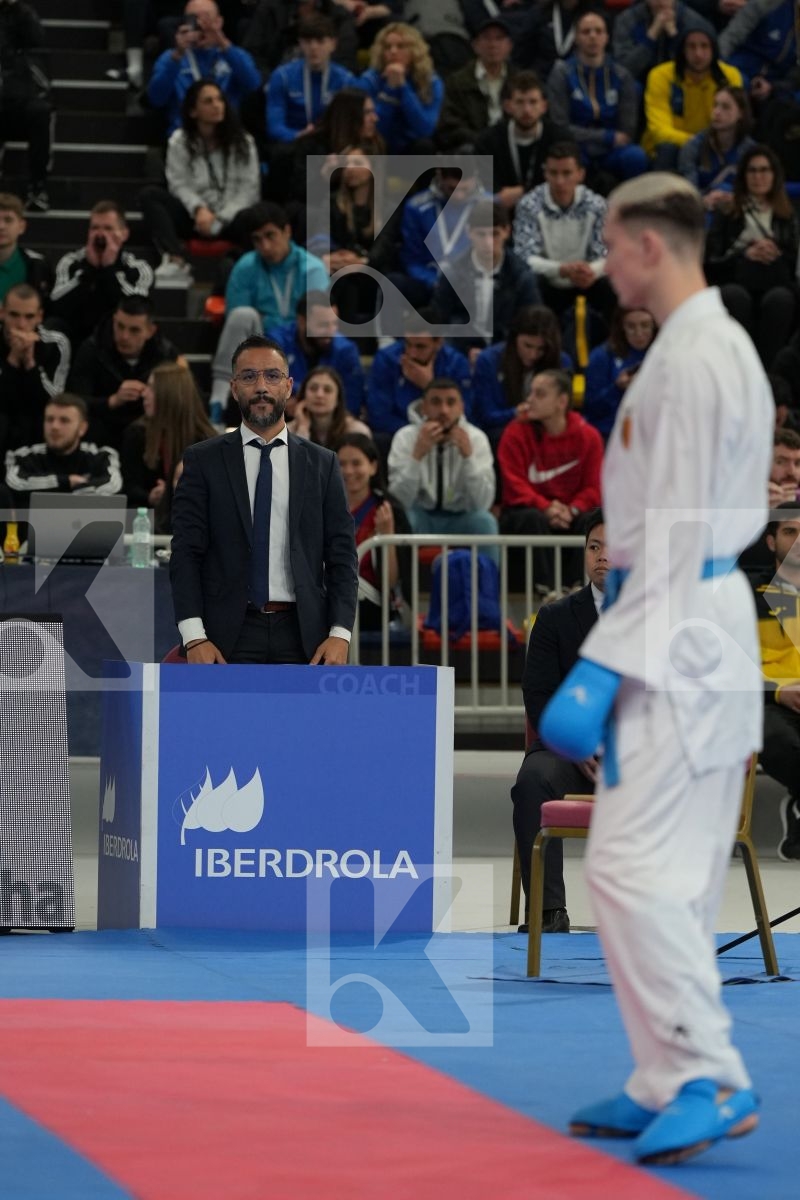 MIKULIC NEMANJA (MONTENEGRO) vs MAHAUDEN QUENTIN (BELGIUM) in Male Kumite -75 Kg - bronze bout
