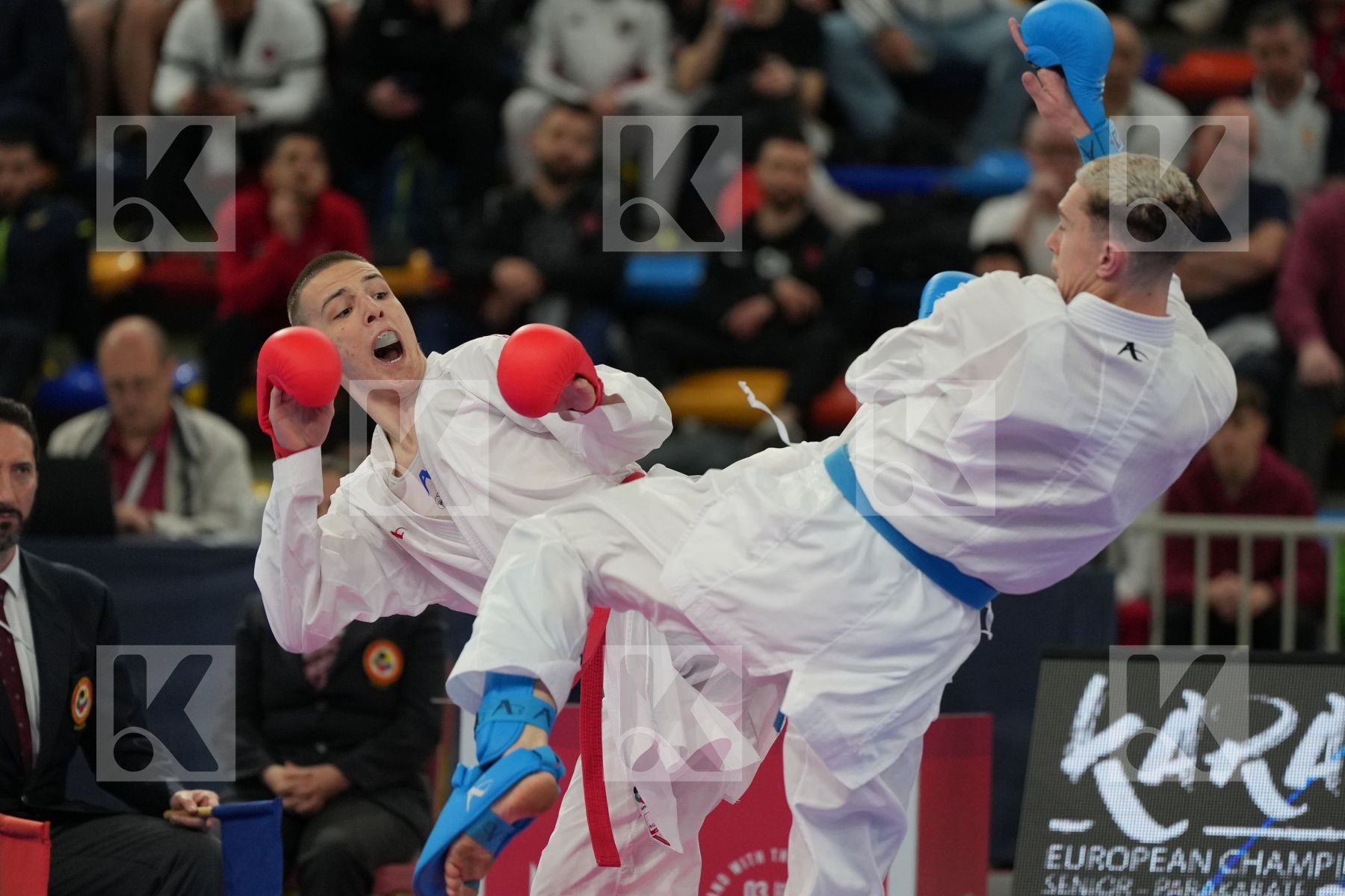 MIKULIC NEMANJA (MONTENEGRO) vs MAHAUDEN QUENTIN (BELGIUM) in Male Kumite -75 Kg - bronze bout