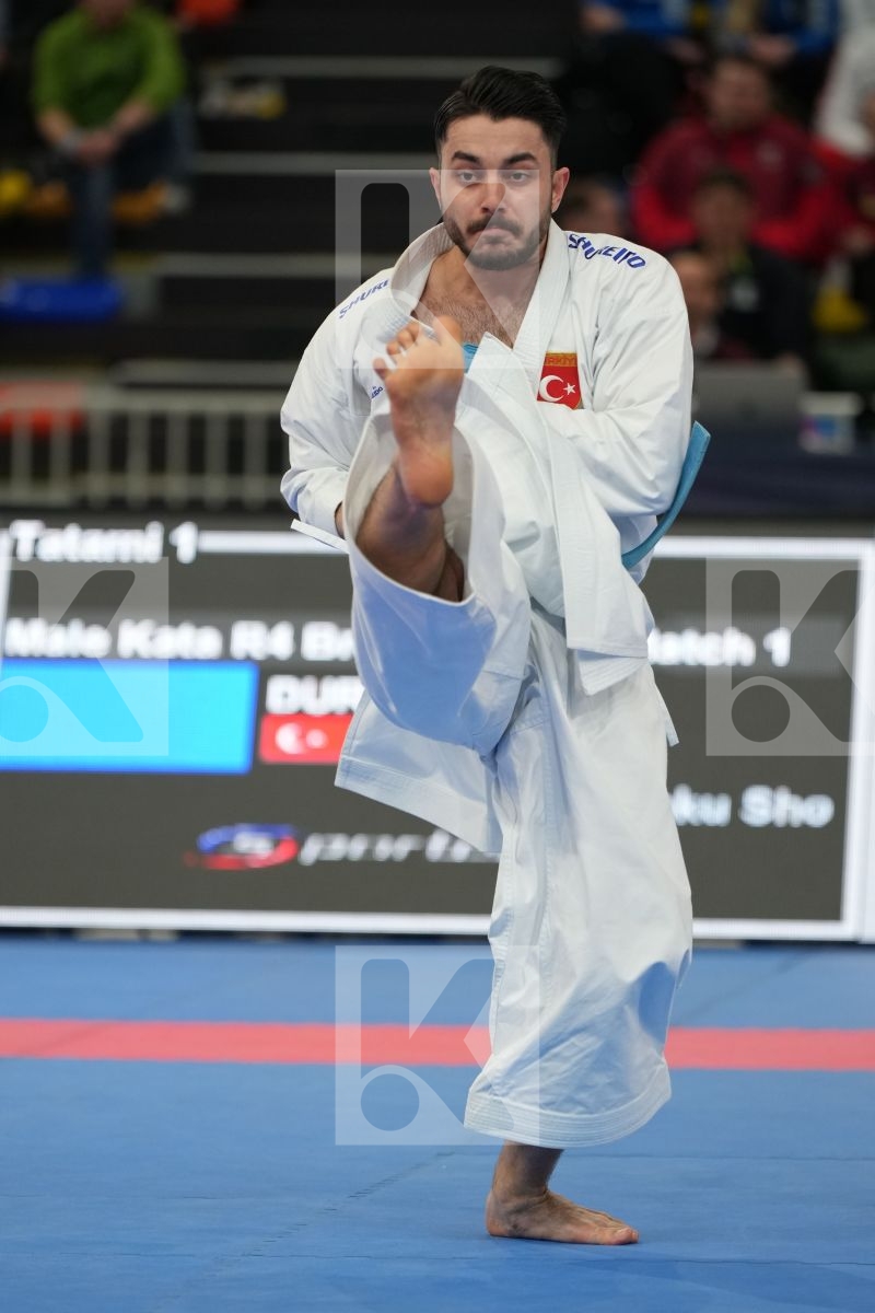 DURAN KUTLUHAN (TURKEY) in Male Kata - bronze bout