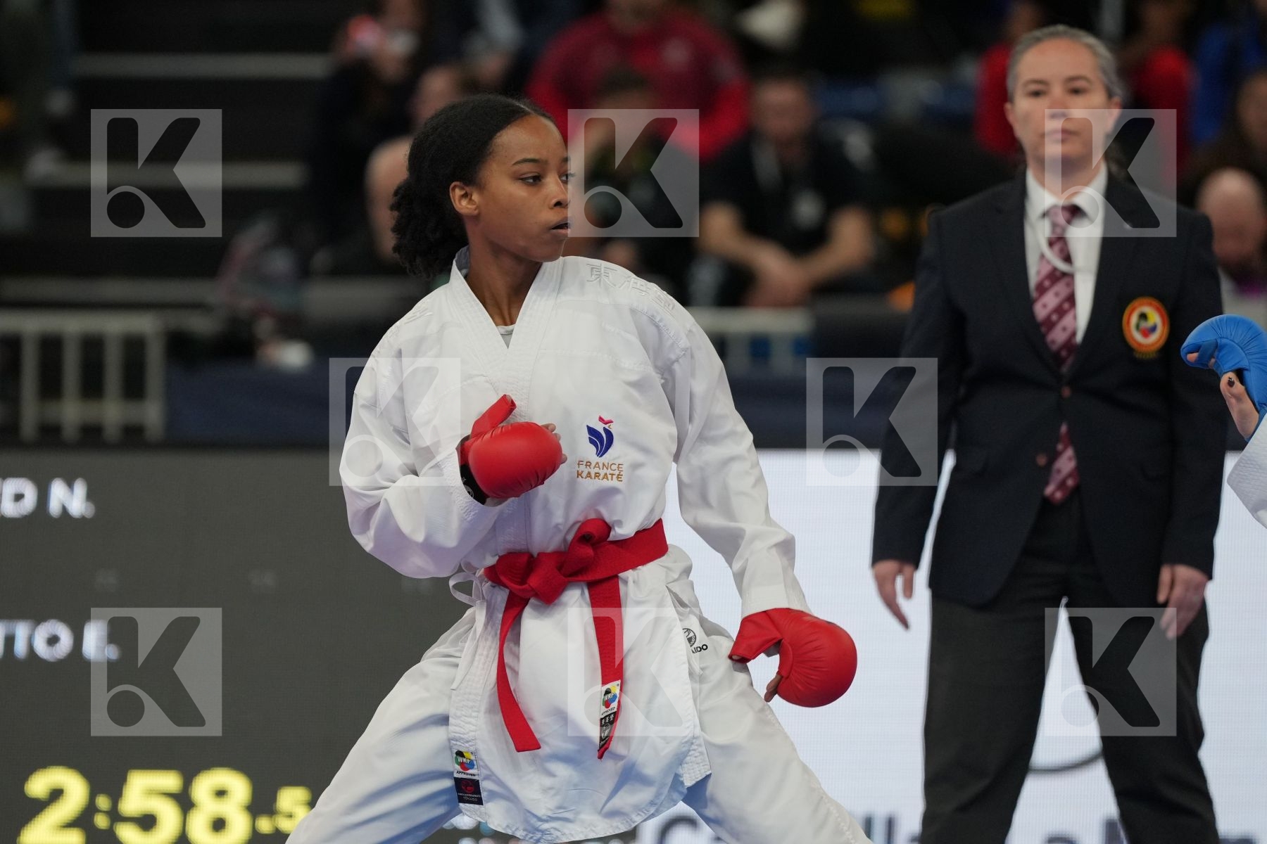 AHMED NISWA (FRANCE) vs PERFETTO ERMINIA (ITALY) in Female Kumite -50 Kg - bronze bout