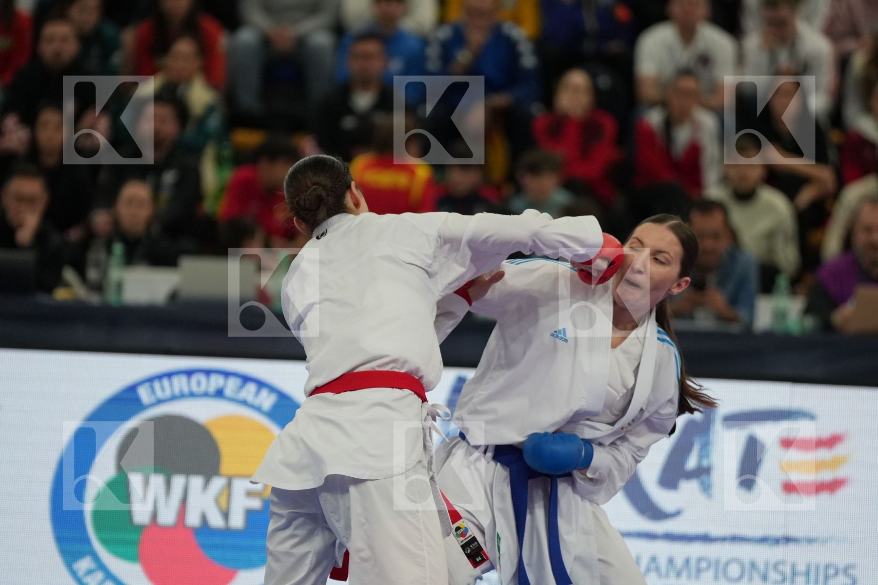 QUIRICI ELENA (SWITZERLAND) vs ZARETSKA IRYNA (AZERBAIJAN) in Female Kumite -68 Kg - Final bout