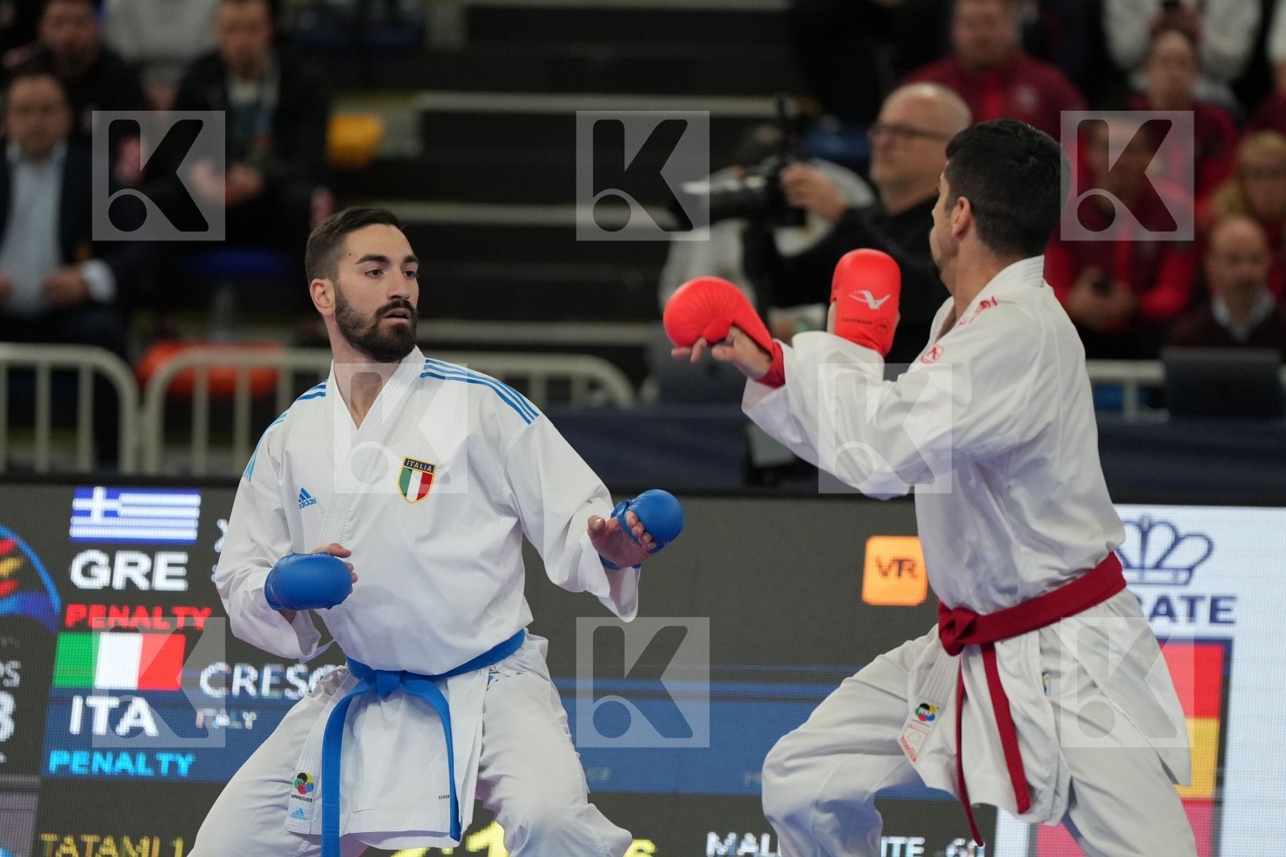 XENOS CHRISTOS-STEFANOS (GREECE) vs CRESCENZO ANGELO (ITALY) in Male Kumite -60 Kg - Final bout