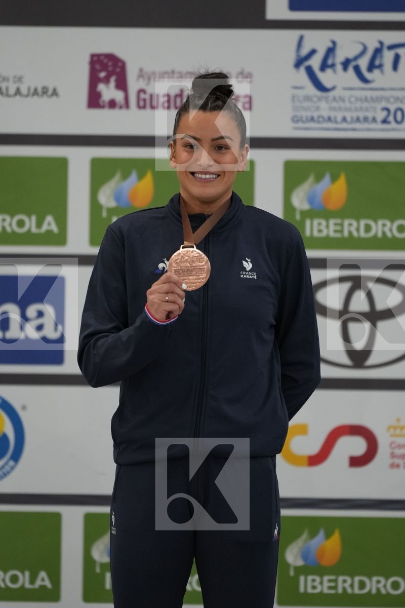 Female Kumite 68+ Kg - Podium ceremony