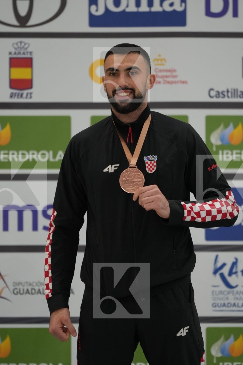 Male Kumite 84+ Kg - Podium ceremony