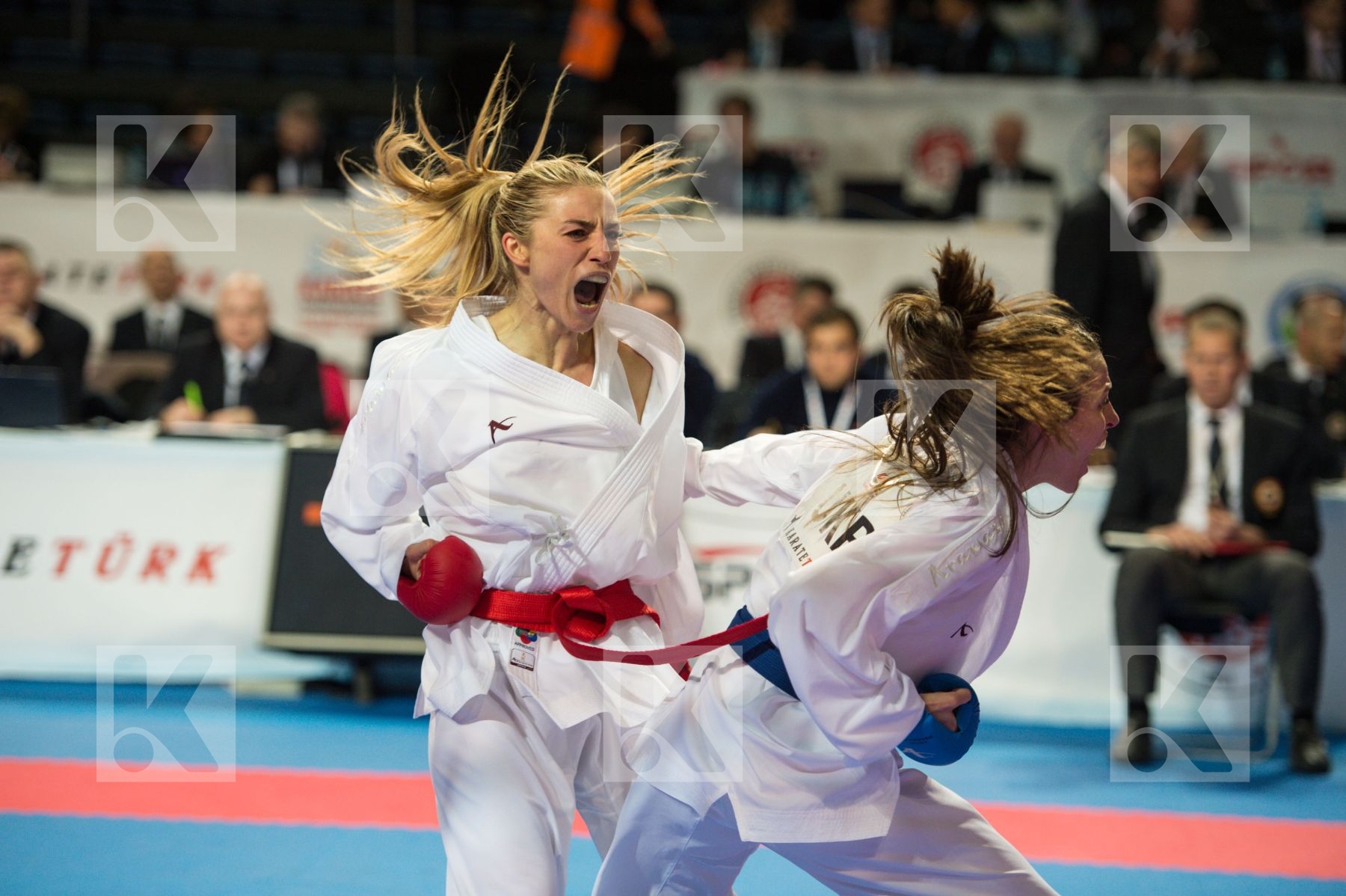 -55 kg female kumite top