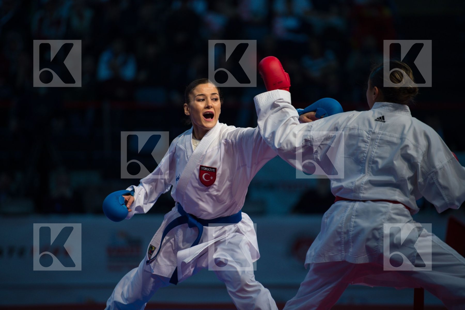 -55 kg finals kumite Thouy Emilie Turkey Yakan Mehmet