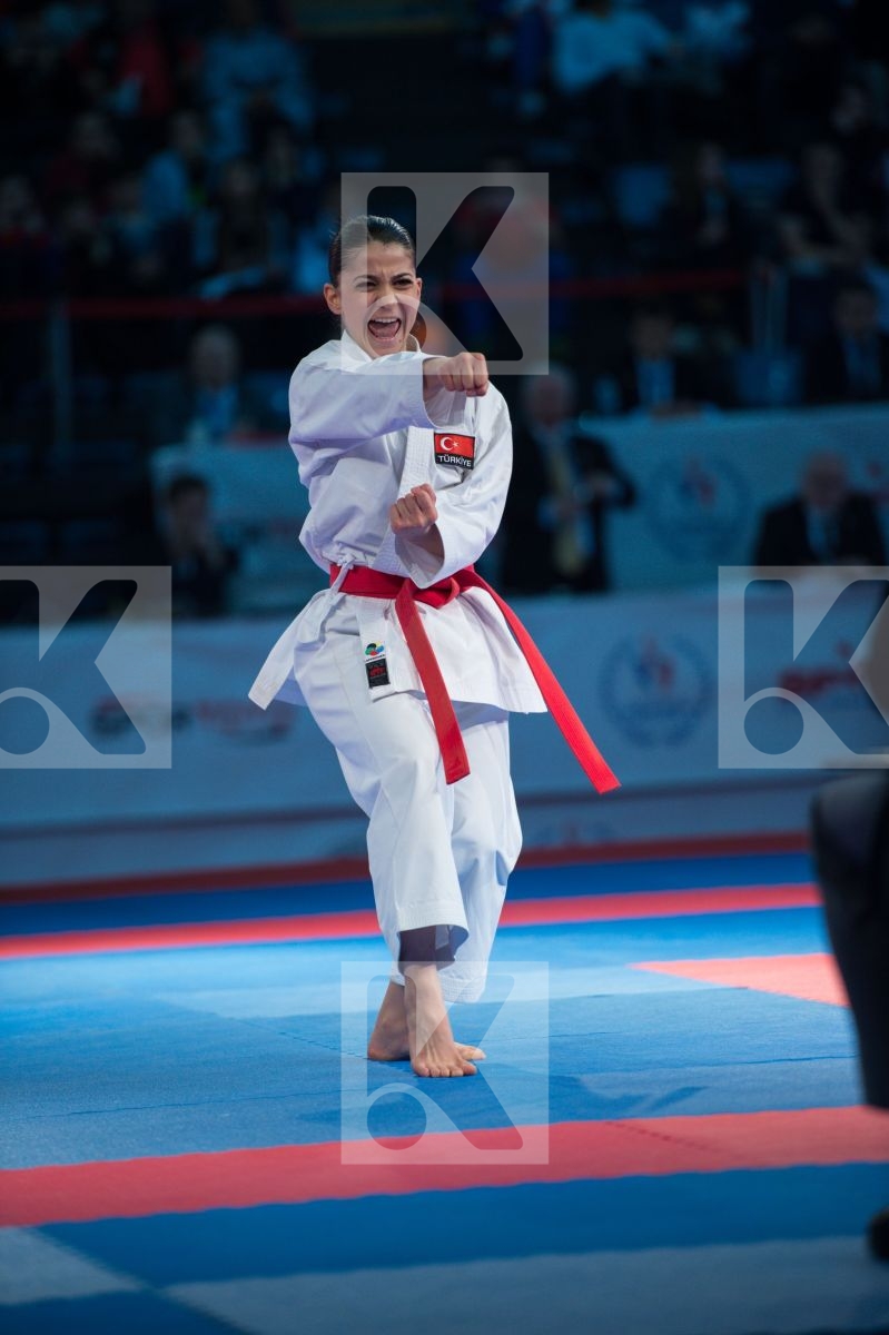 Bozan Dilara female finals kata kumite Turkey