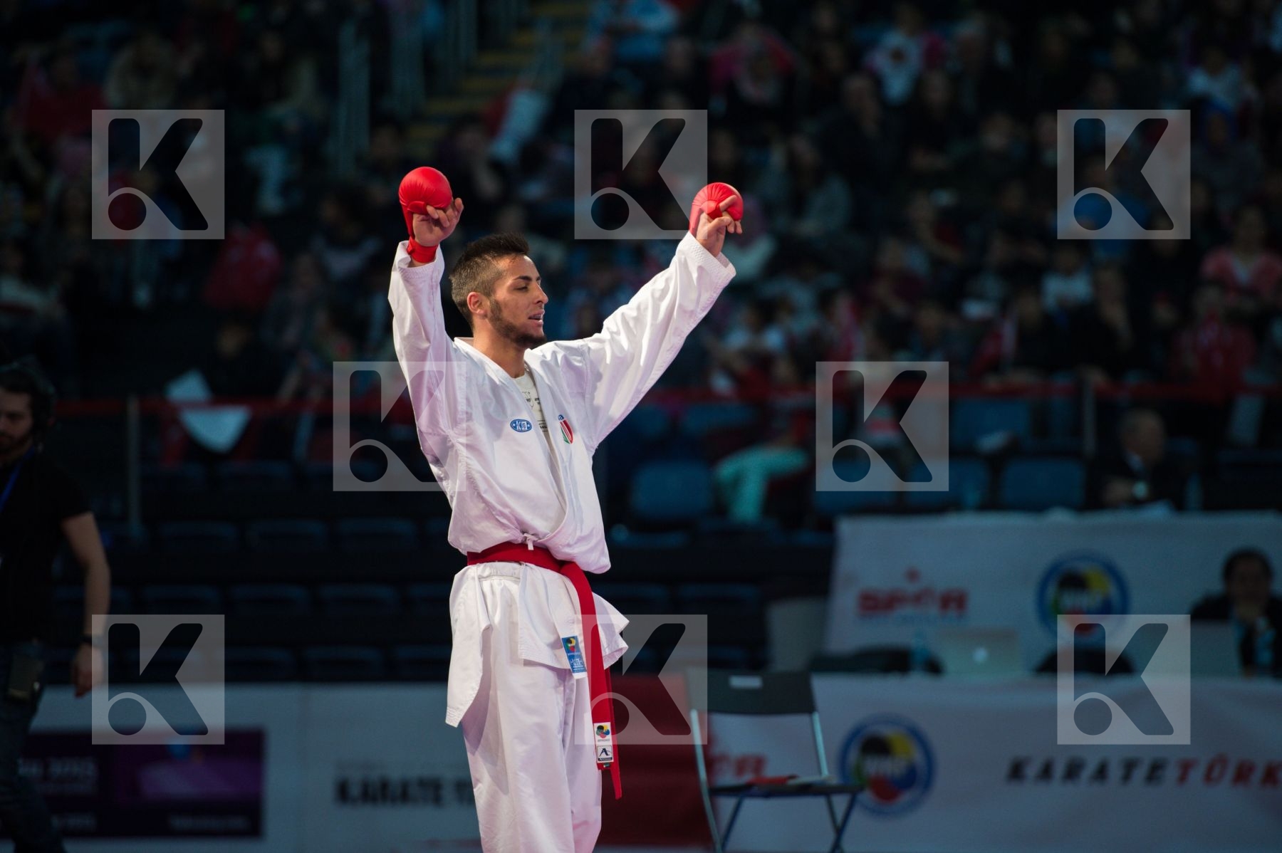 -60 kg Agoudjil Sofiane finals France Italy KO kumite Maresca Lu