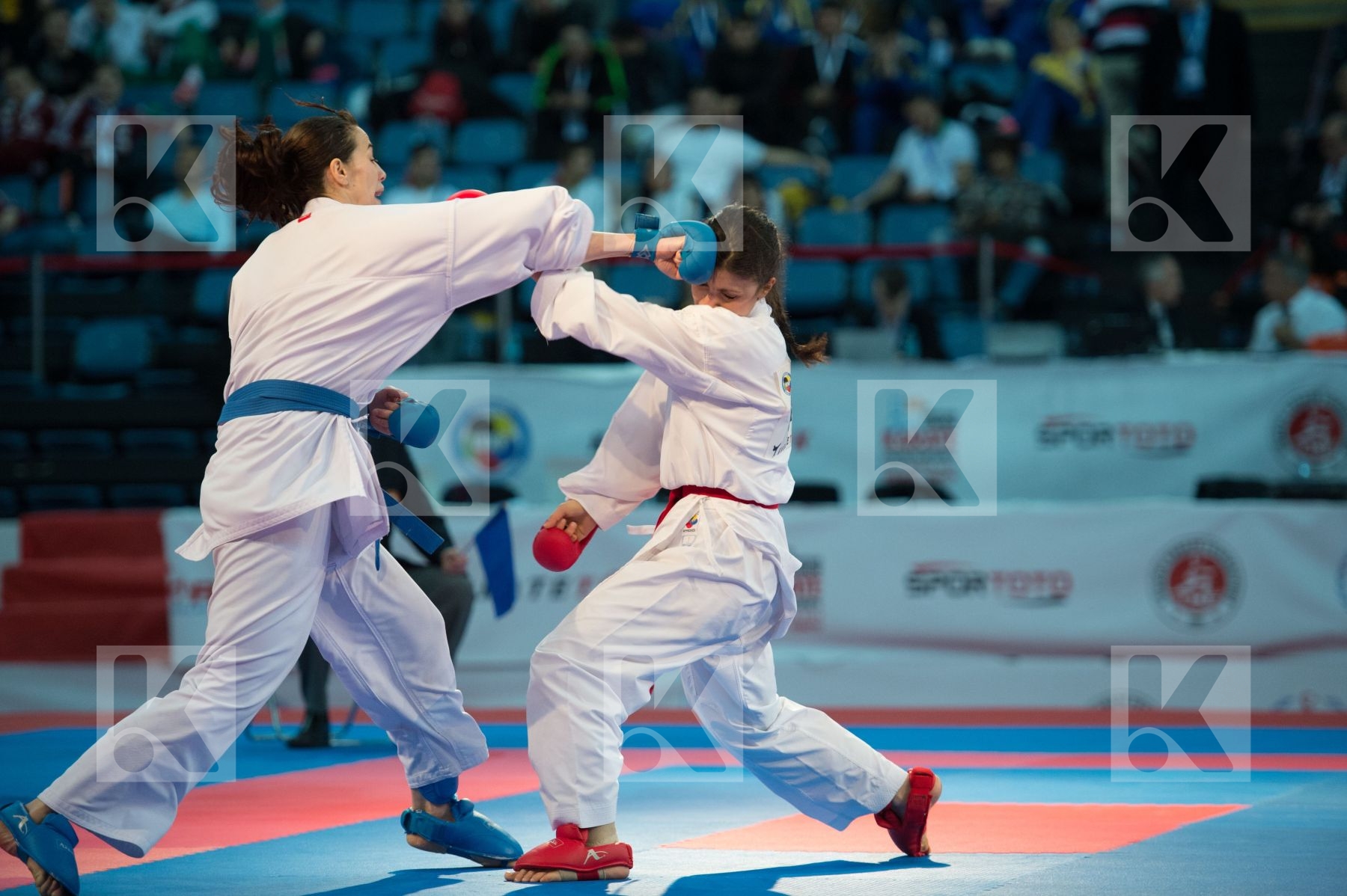 -68 kg bronze match female Greece kumite Montenegro Panetsidou V