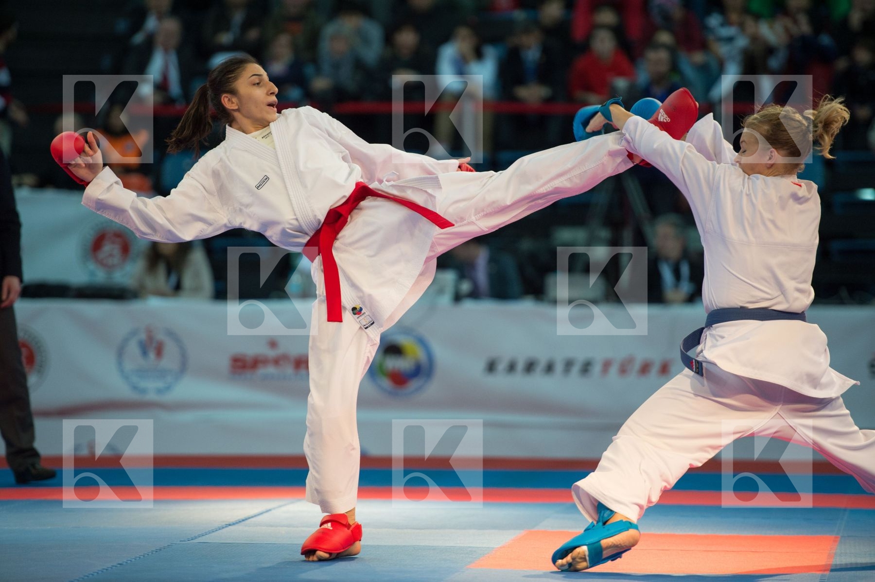 -61 kg bronze match Coban Merve female kumite Slovakia Suchankov