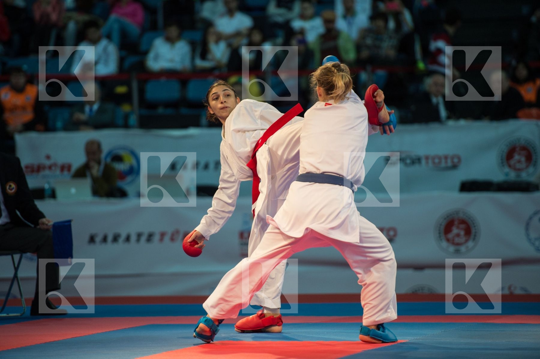 -61 kg bronze match Coban Merve female kumite Slovakia Suchankov