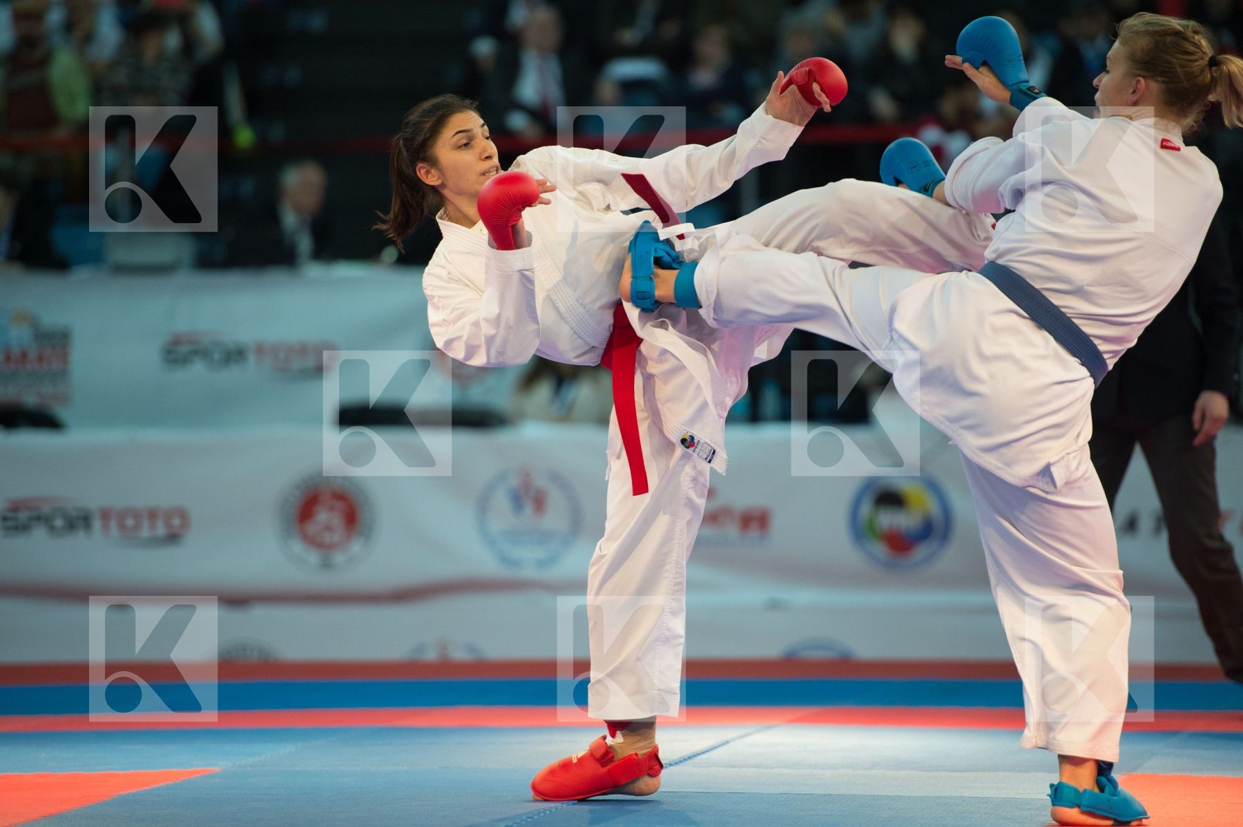 -61 kg bronze match Coban Merve female kumite Slovakia Suchankov