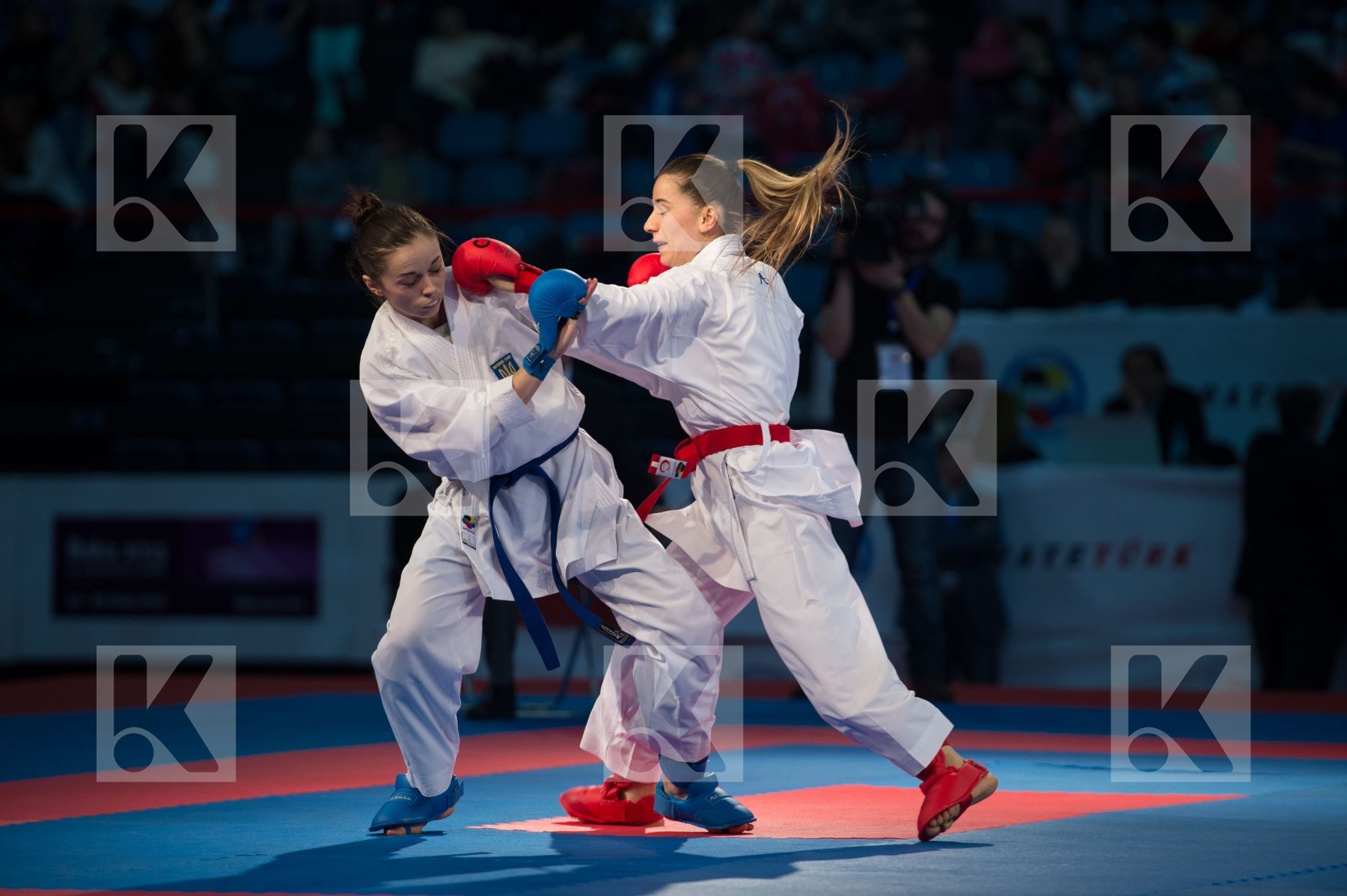 -50 kg bronze match Kryva Kateryna kumite Ozcelik Serap Turkey U