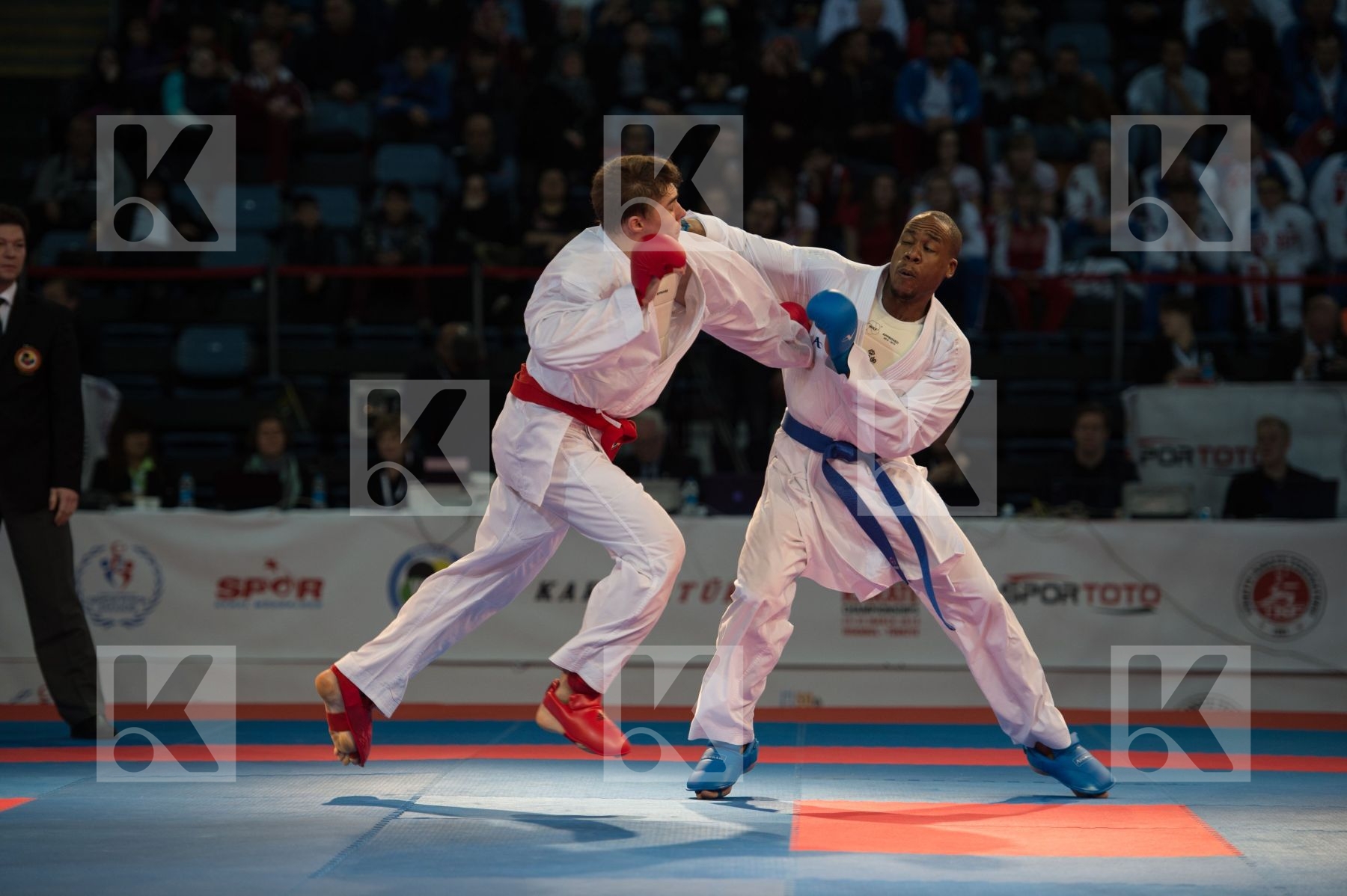 bronze match finals kumite male Netherlands Russian Federation t