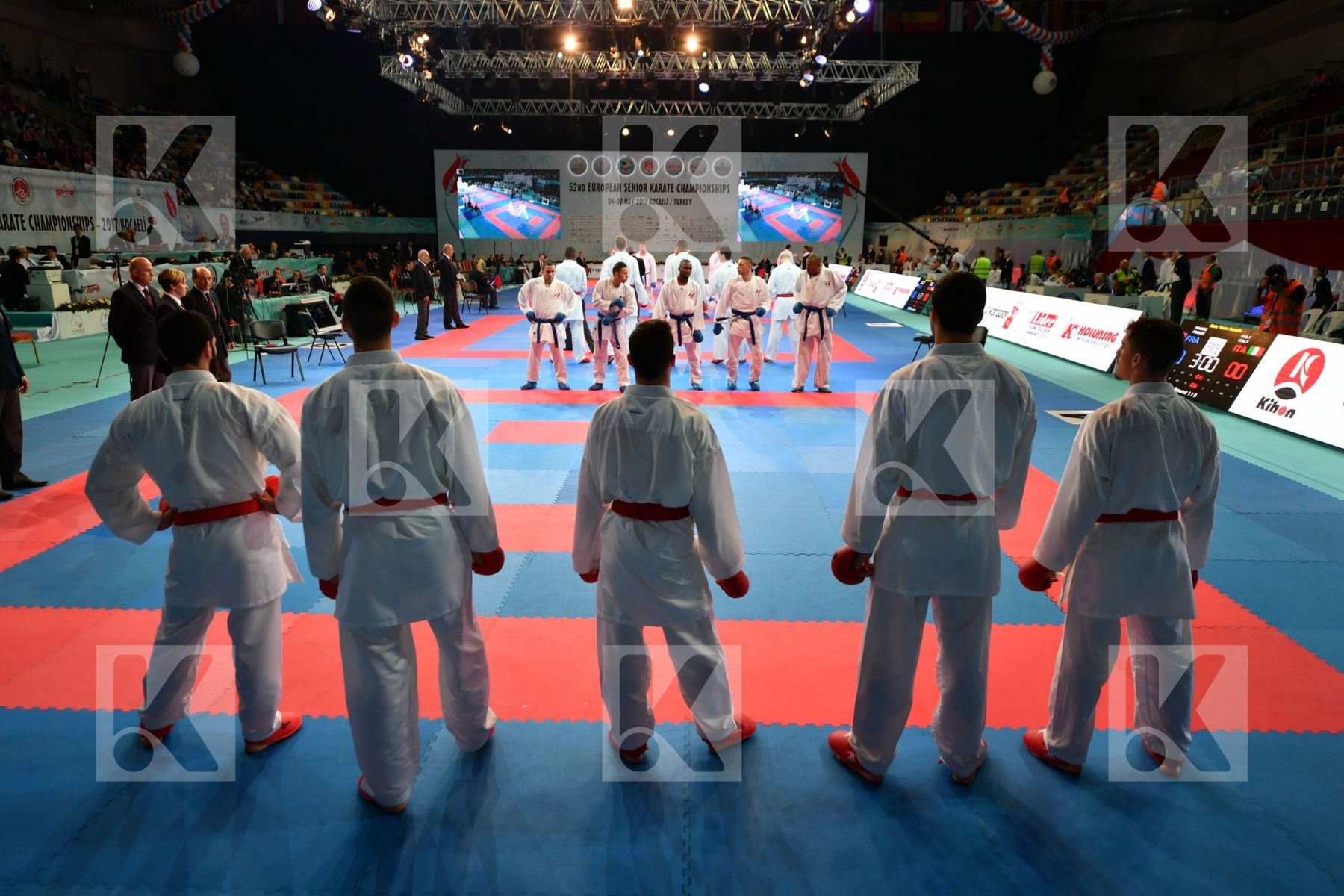 France Italy Male team kumite salute team