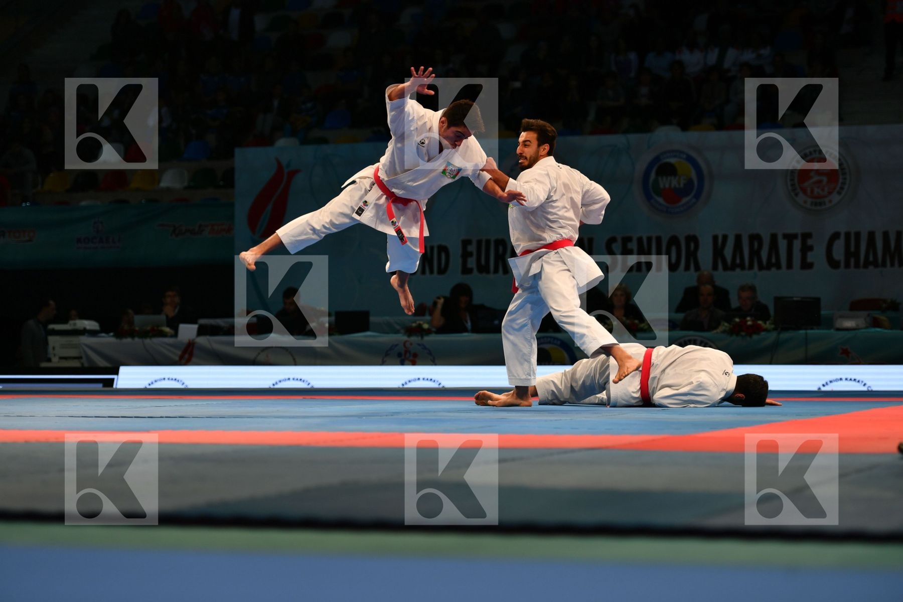 Azerbaijan Azerbaijan Azerbaijan Male team kata Unsu < LRBarcode