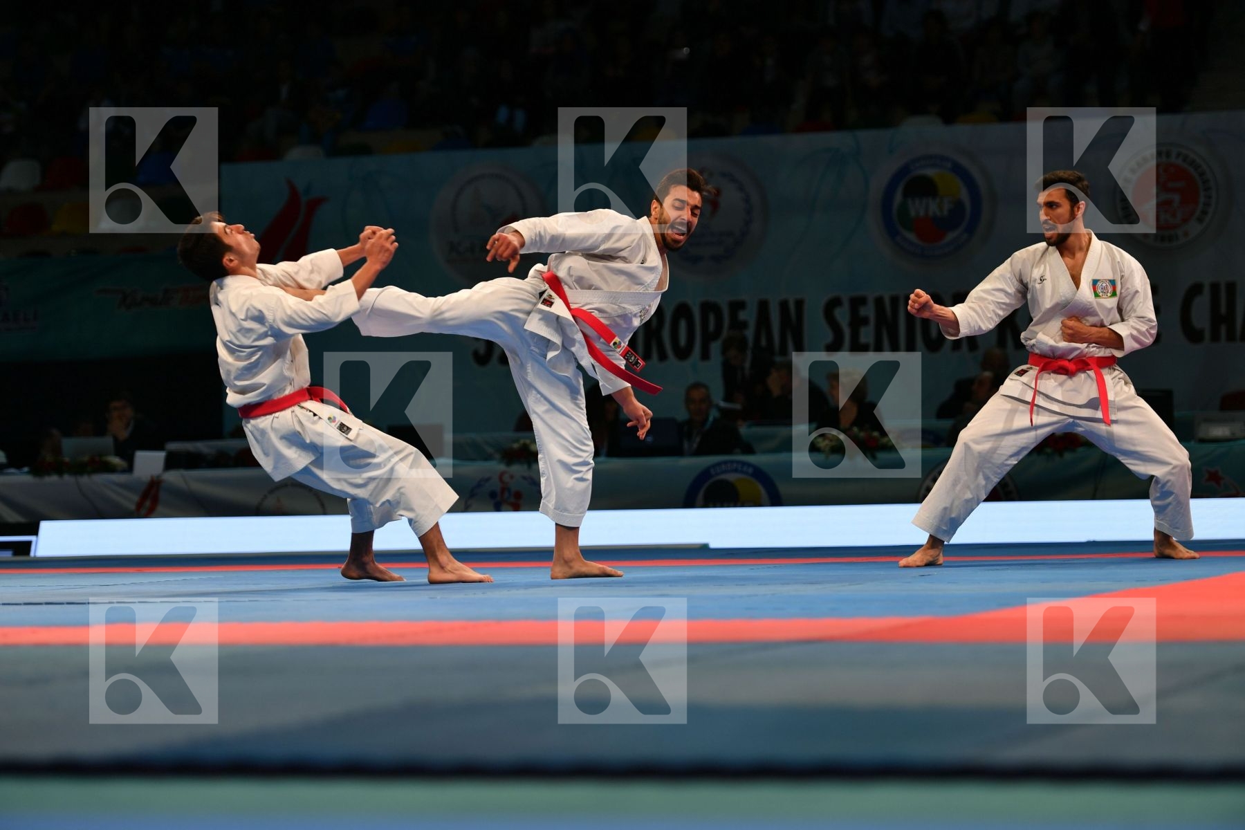Azerbaijan Azerbaijan Azerbaijan Male team kata Unsu < LRBarcode