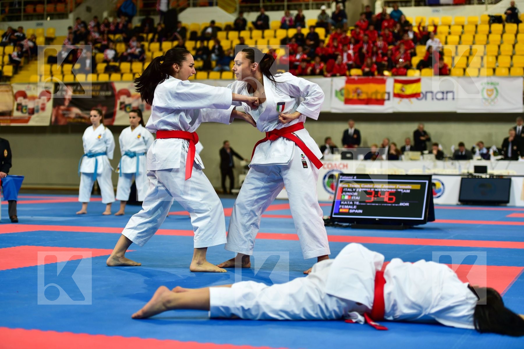Cadets et Juniors Female Italy Kata Shureido team