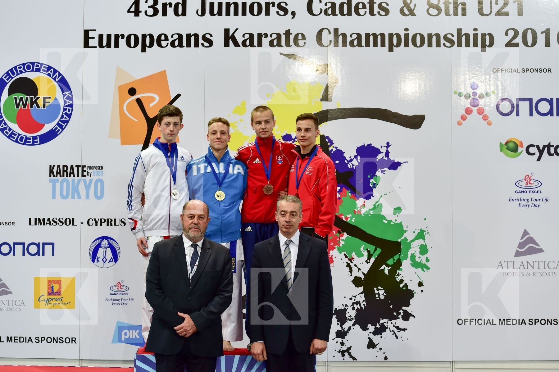 Photo taken during podium of European Cadet, Junior & U21 champi