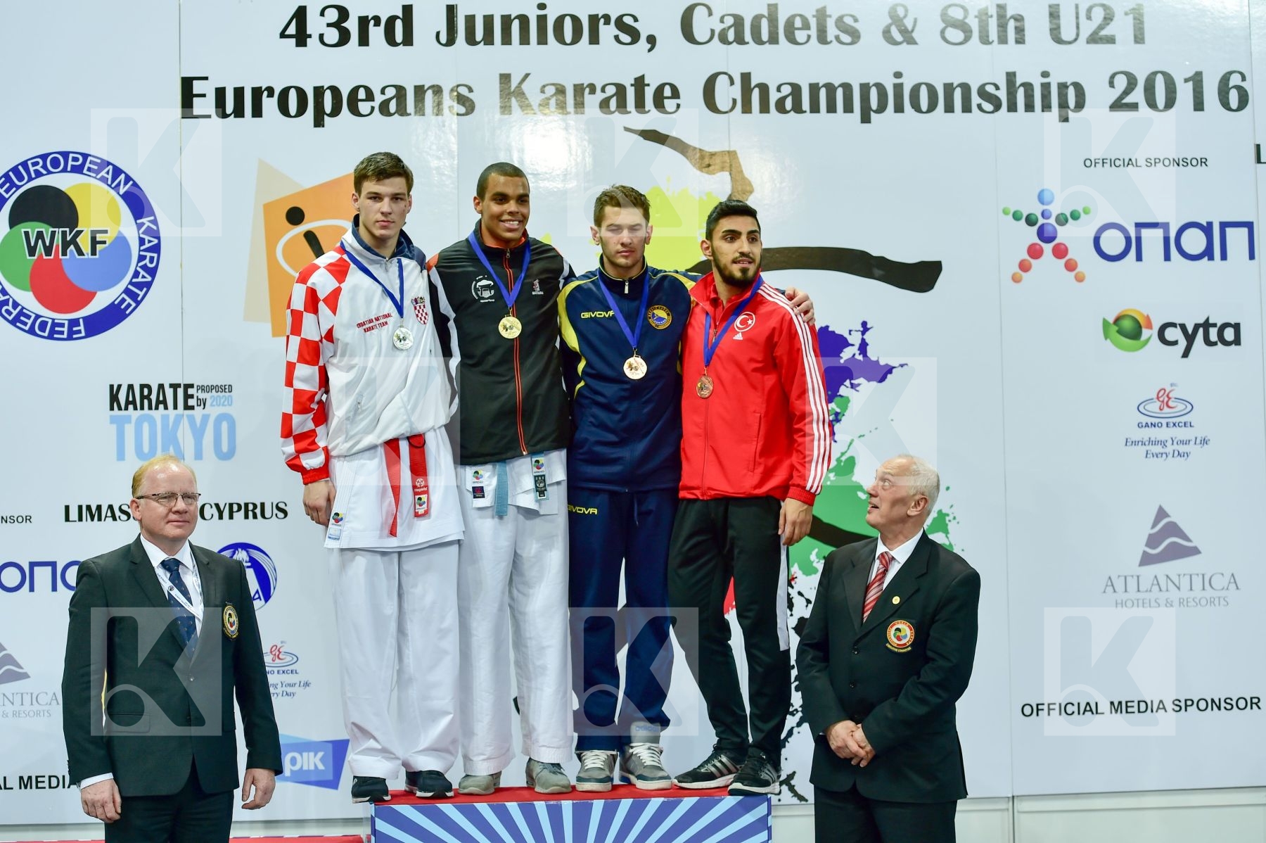 Photo taken during podium of European Cadet, Junior & U21 champi