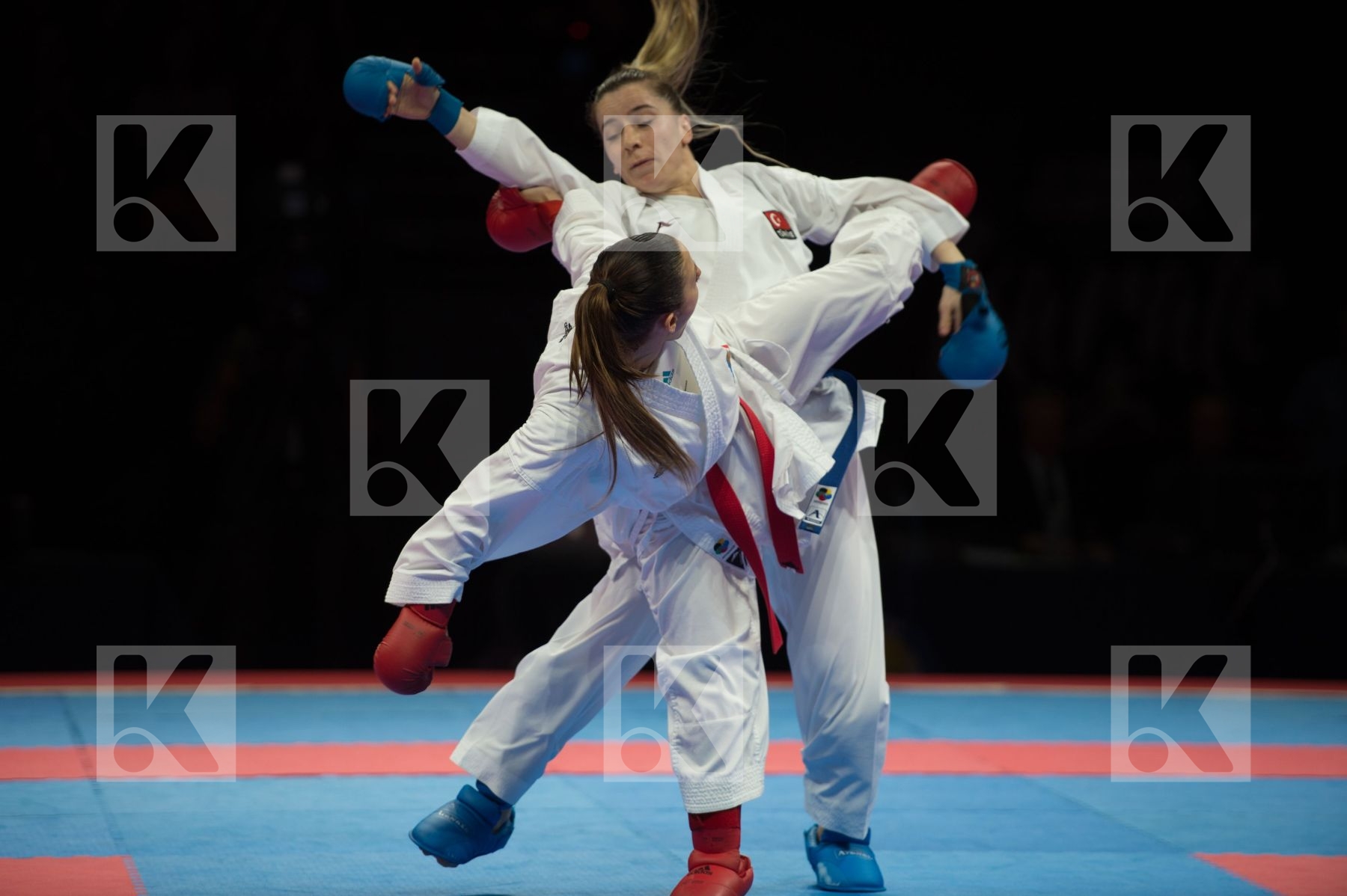 -50 Kg Female final france kumite Ozcelik Serap Recchia Alexandr