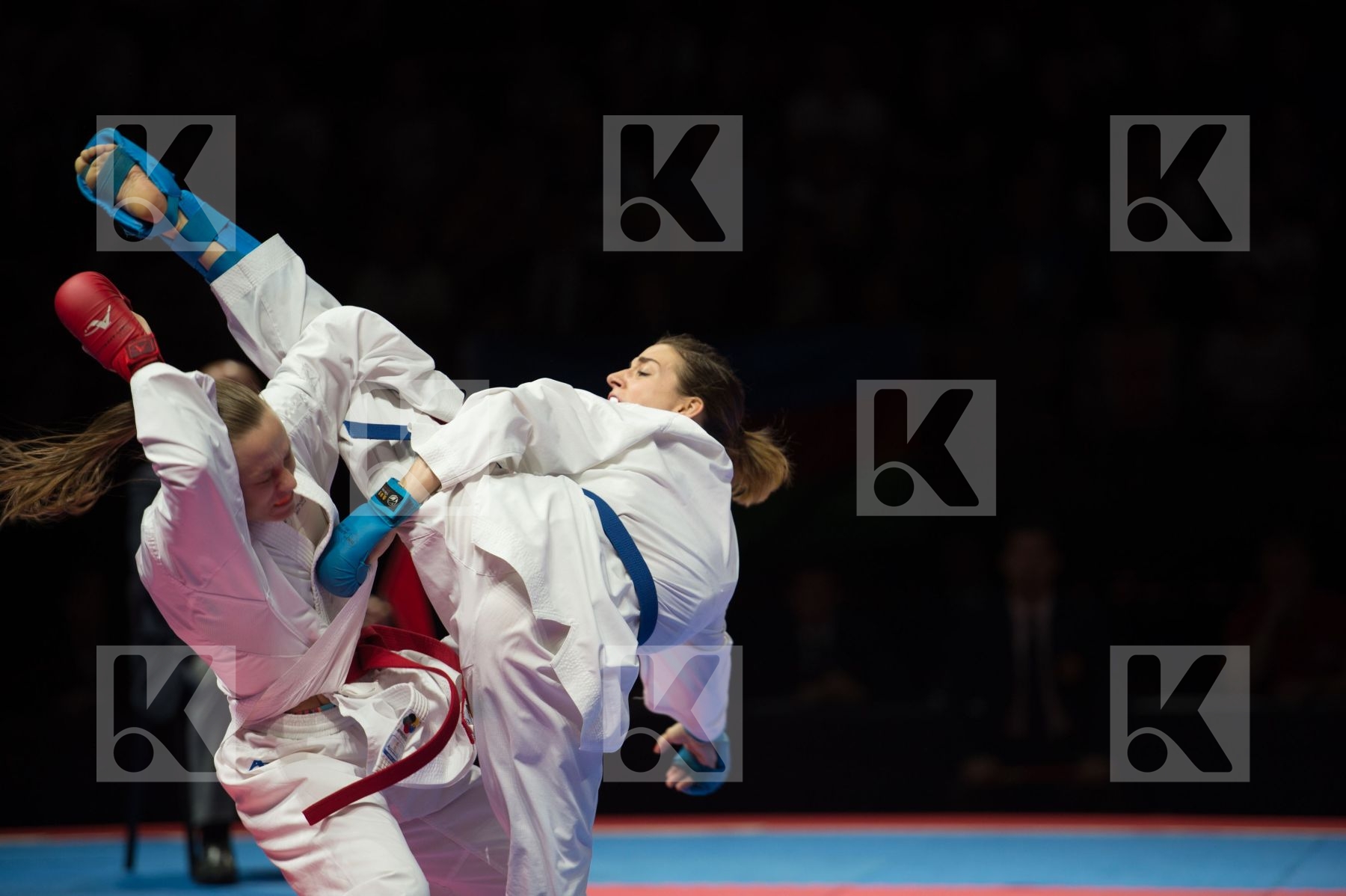 -50 Kg Austria Belarus female kumite Koulinkovitch Mariya plank