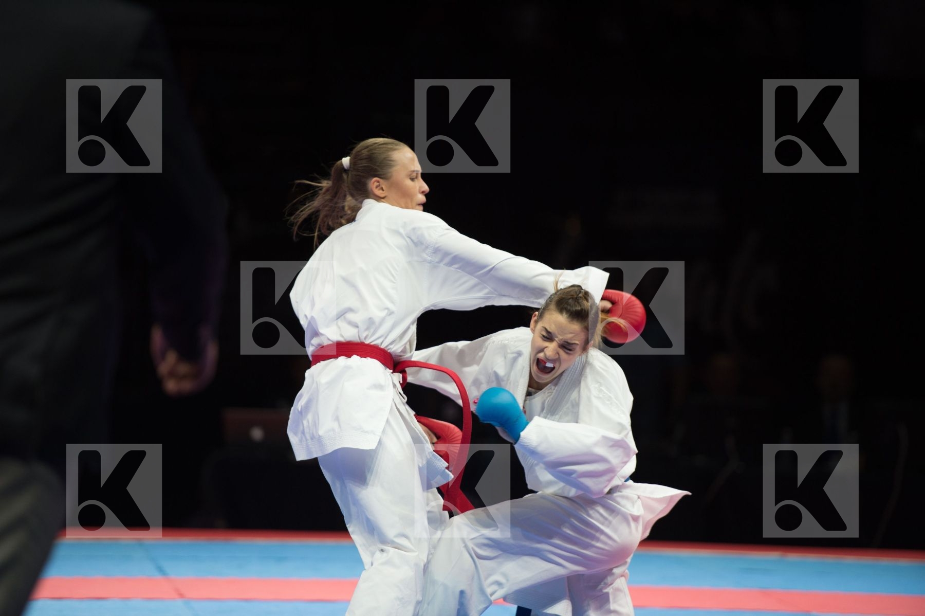 -50 Kg Austria Belarus female kumite Koulinkovitch Mariya plank