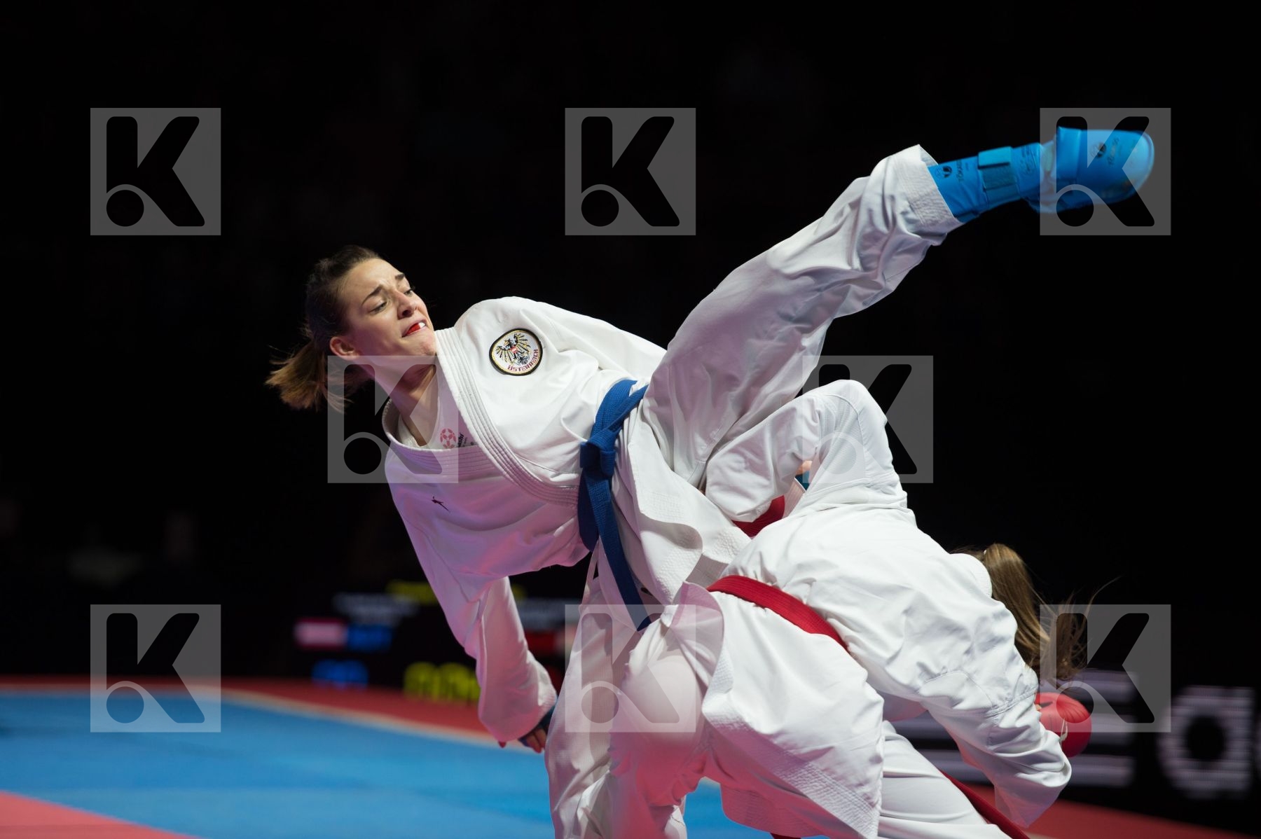 -50 Kg Austria Belarus female kumite Koulinkovitch Mariya plank