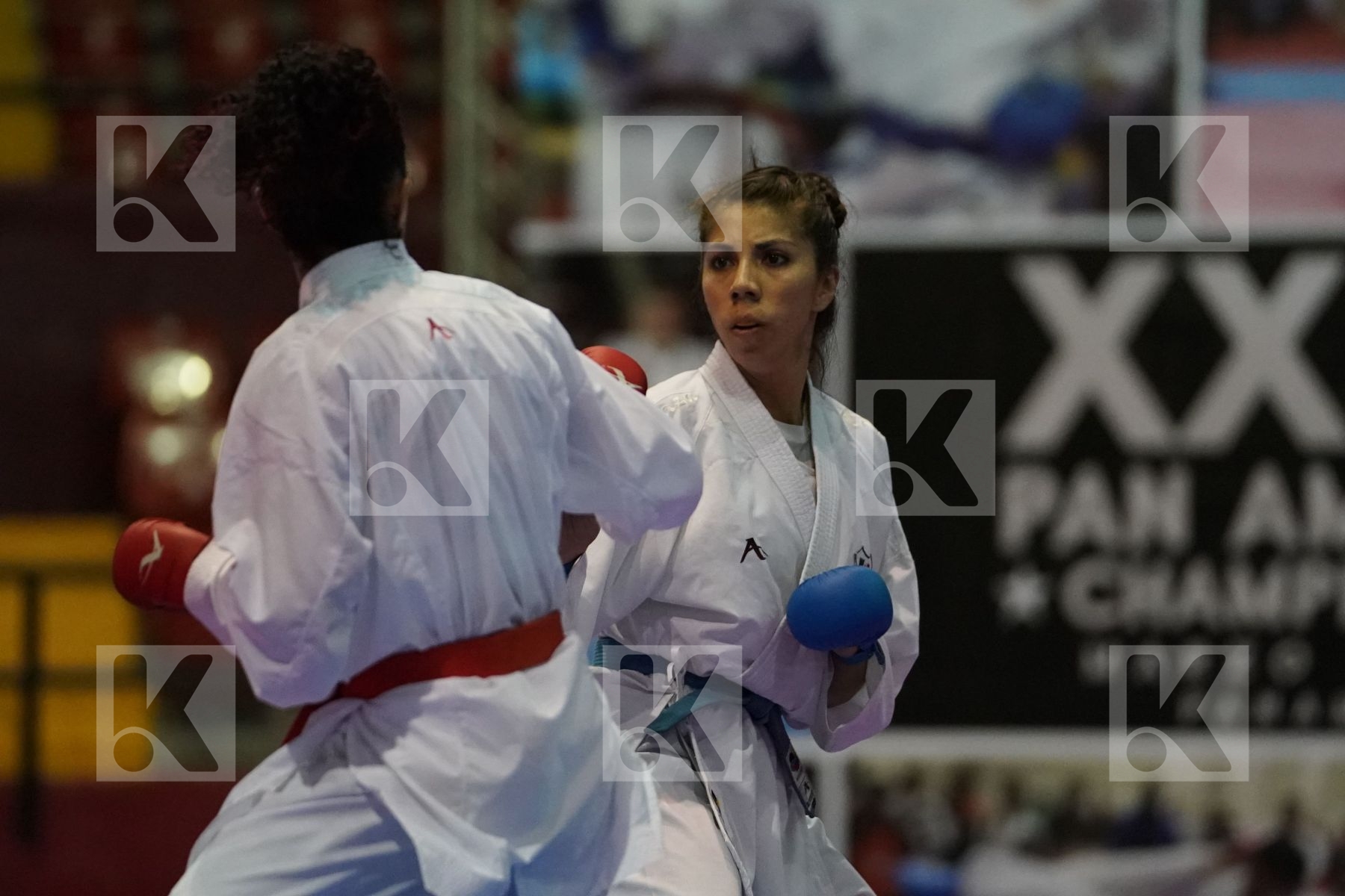 FACTOS JACQUELINE (ECUADOR) vs ARREOLA MERILLELA (MEXICO) in Senior Kumite -61 Kg - Final bout