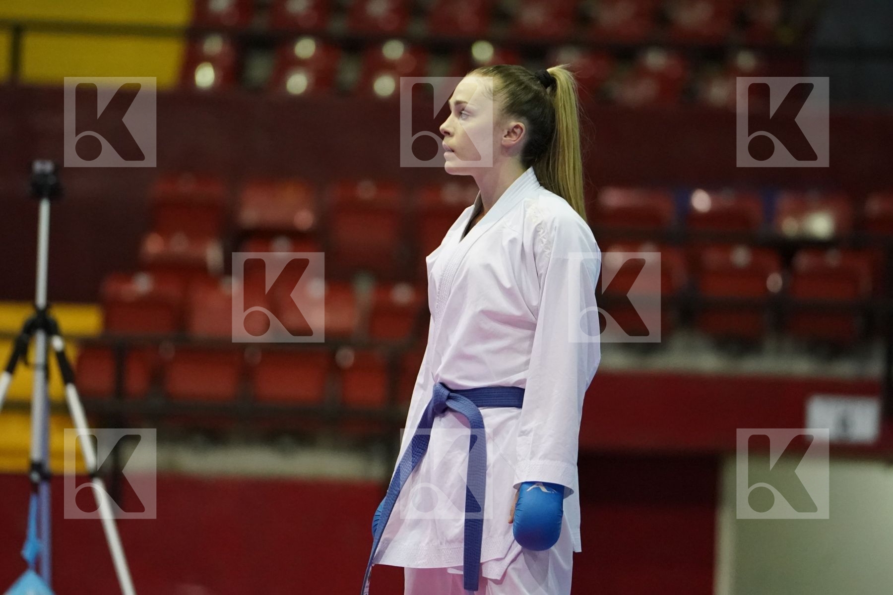 VINDROLA ALESSANDRA (PERU) vs CAMPBELL KATHRYN CANADA in Senior Kumite -55 Kg - Final bout