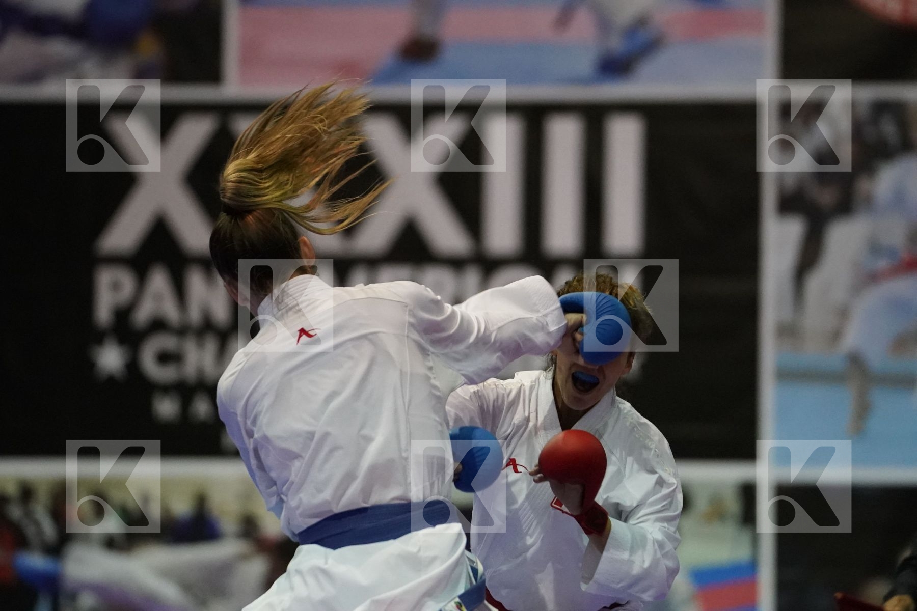 VINDROLA ALESSANDRA (PERU) vs CAMPBELL KATHRYN CANADA in Senior Kumite -55 Kg - Final bout