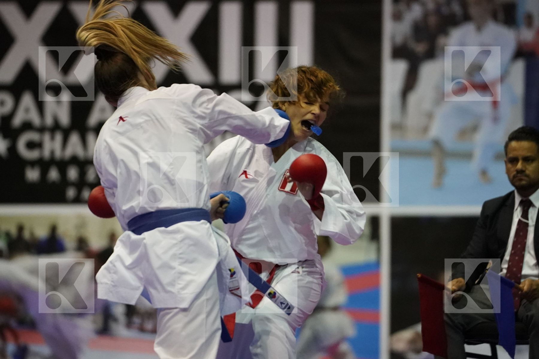 VINDROLA ALESSANDRA (PERU) vs CAMPBELL KATHRYN CANADA in Senior Kumite -55 Kg - Final bout